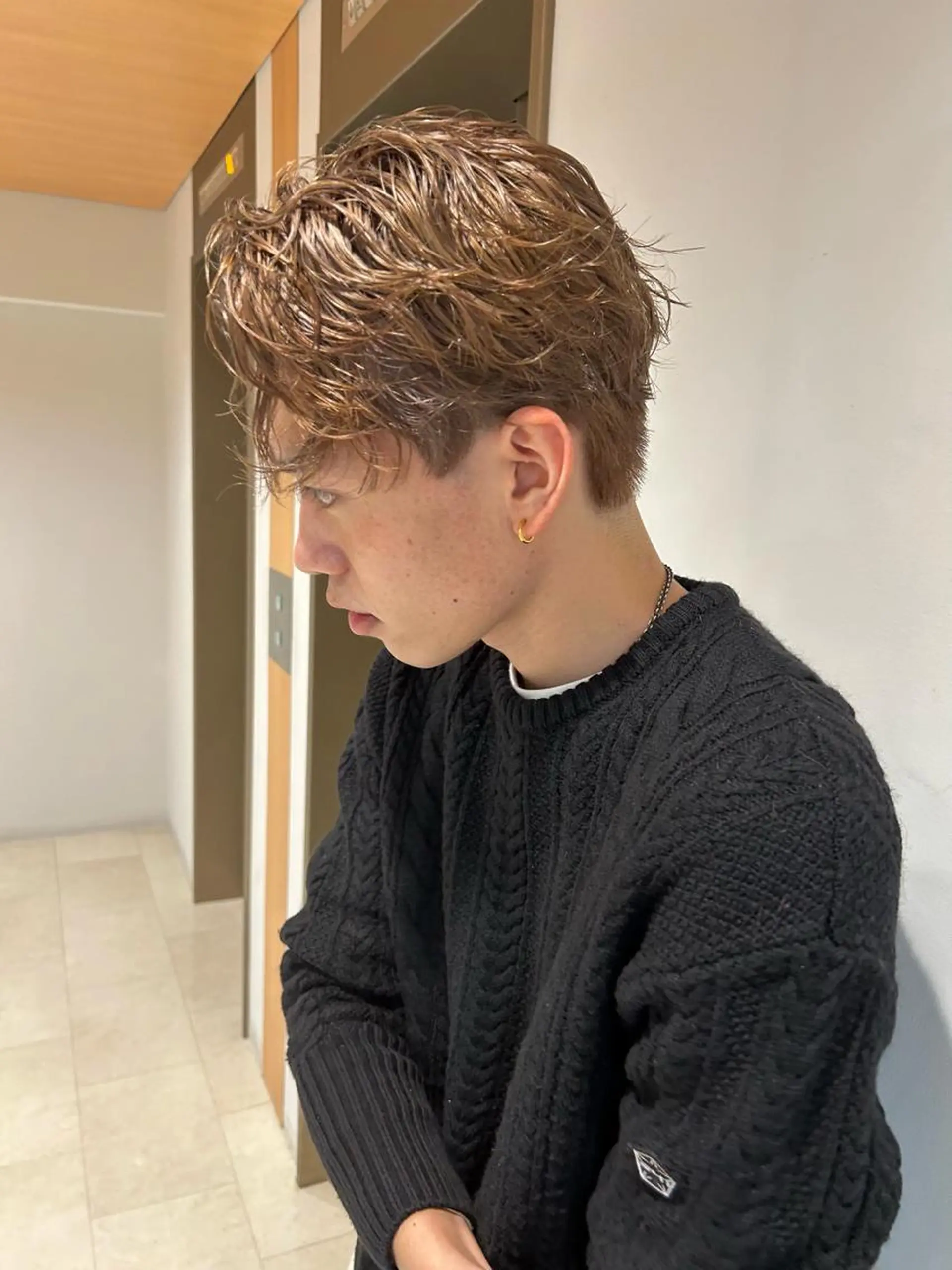 ショート カラー パーマ メンズ メンズパーマ ダブルカラー 似合わせカット カット パーマ 西原 大智のヘアスタイル