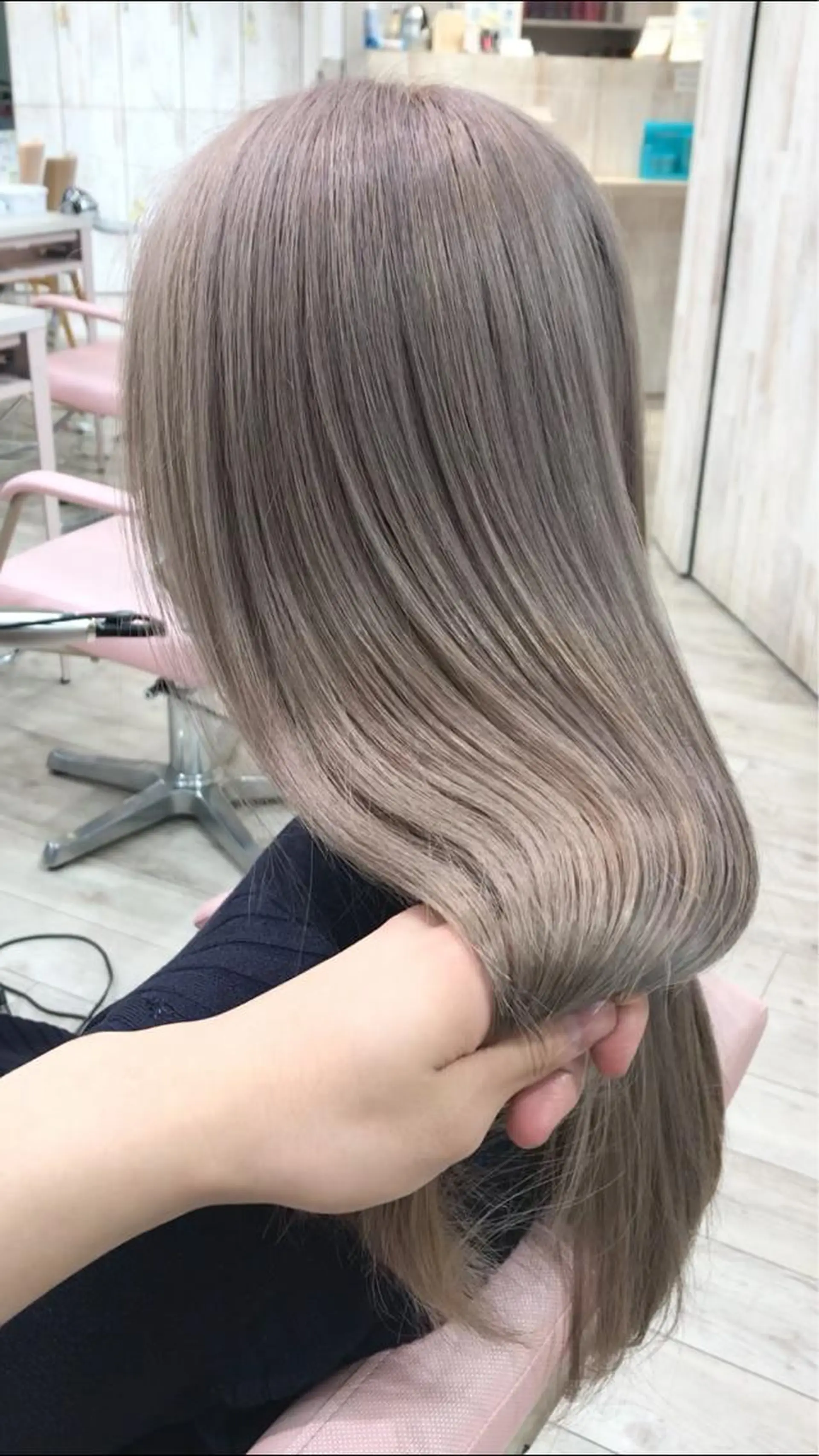 ミディアム カラー 高島大登/顔周り /レイヤーカットのヘアスタイル