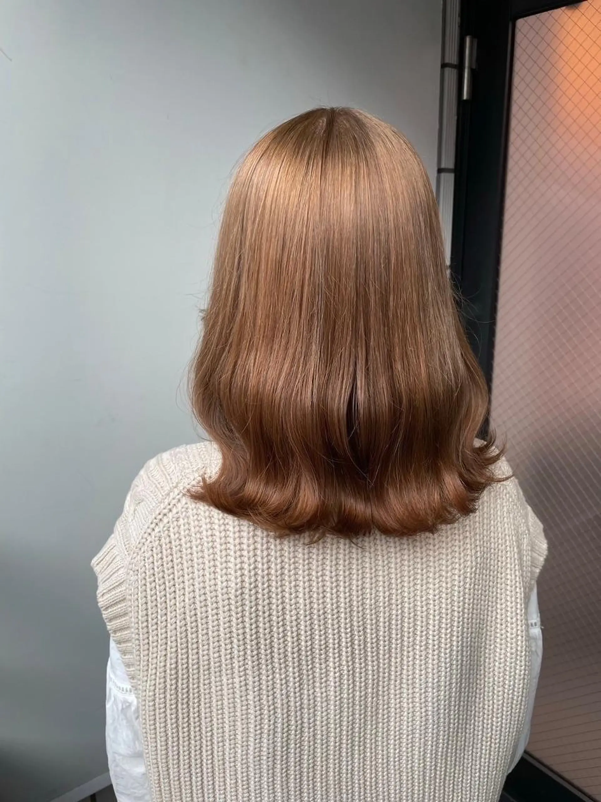 カラー 秋髪🍂韓国ベージュ 🤎横浜WILLのヘアスタイル