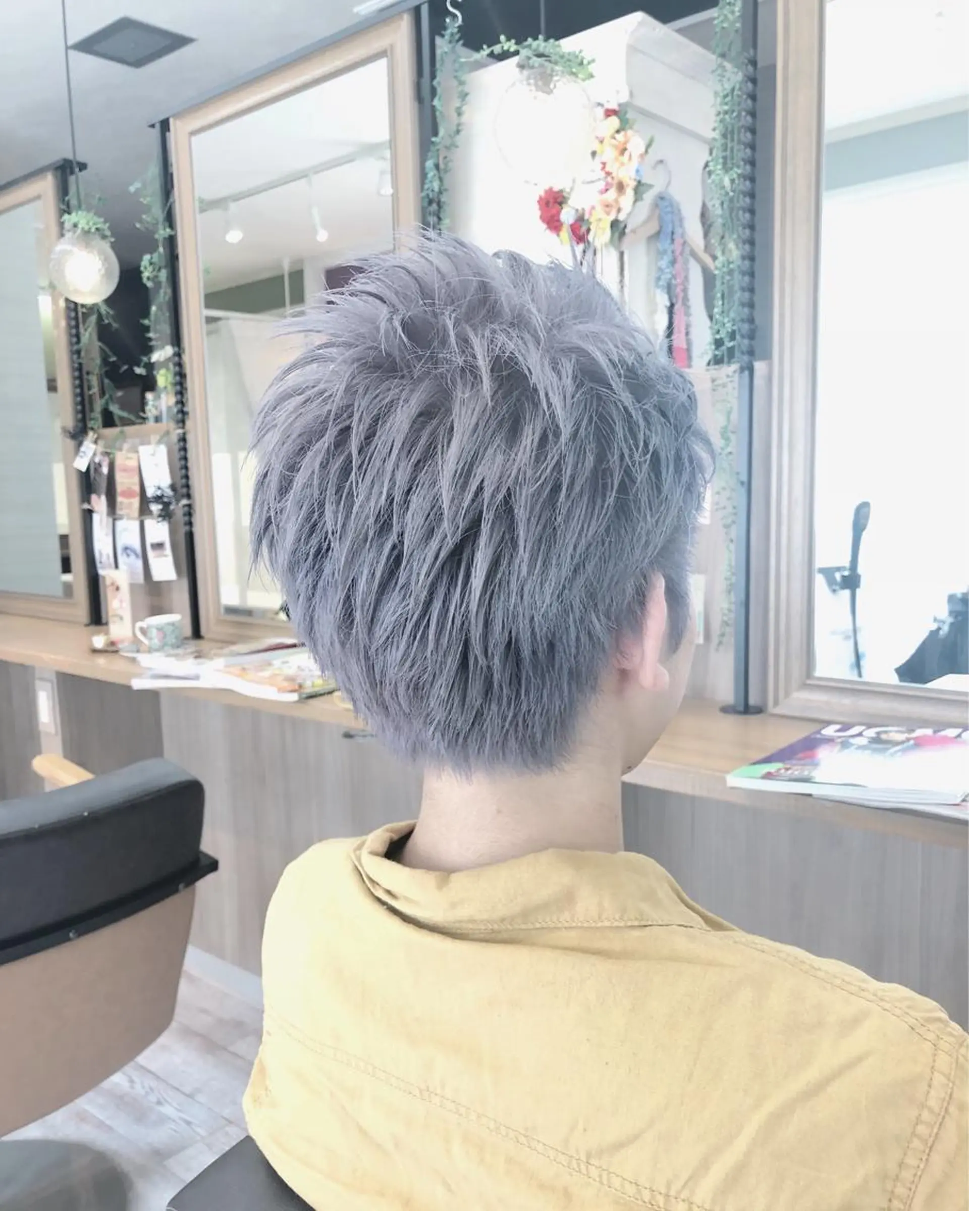 カラー シルバー ヘアカラー トリートメント 平野 沙織のヘアスタイル
