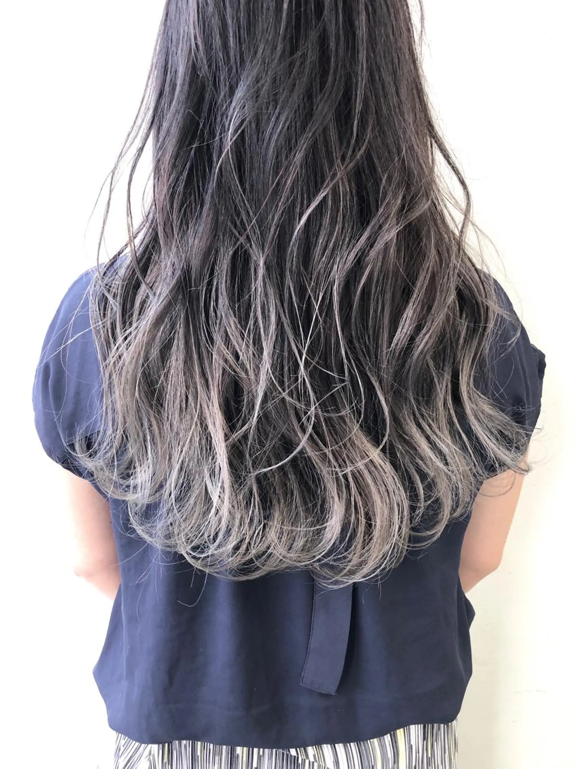 ロング ハイライト 小澤大輔 YOLO hairのヘアスタイル