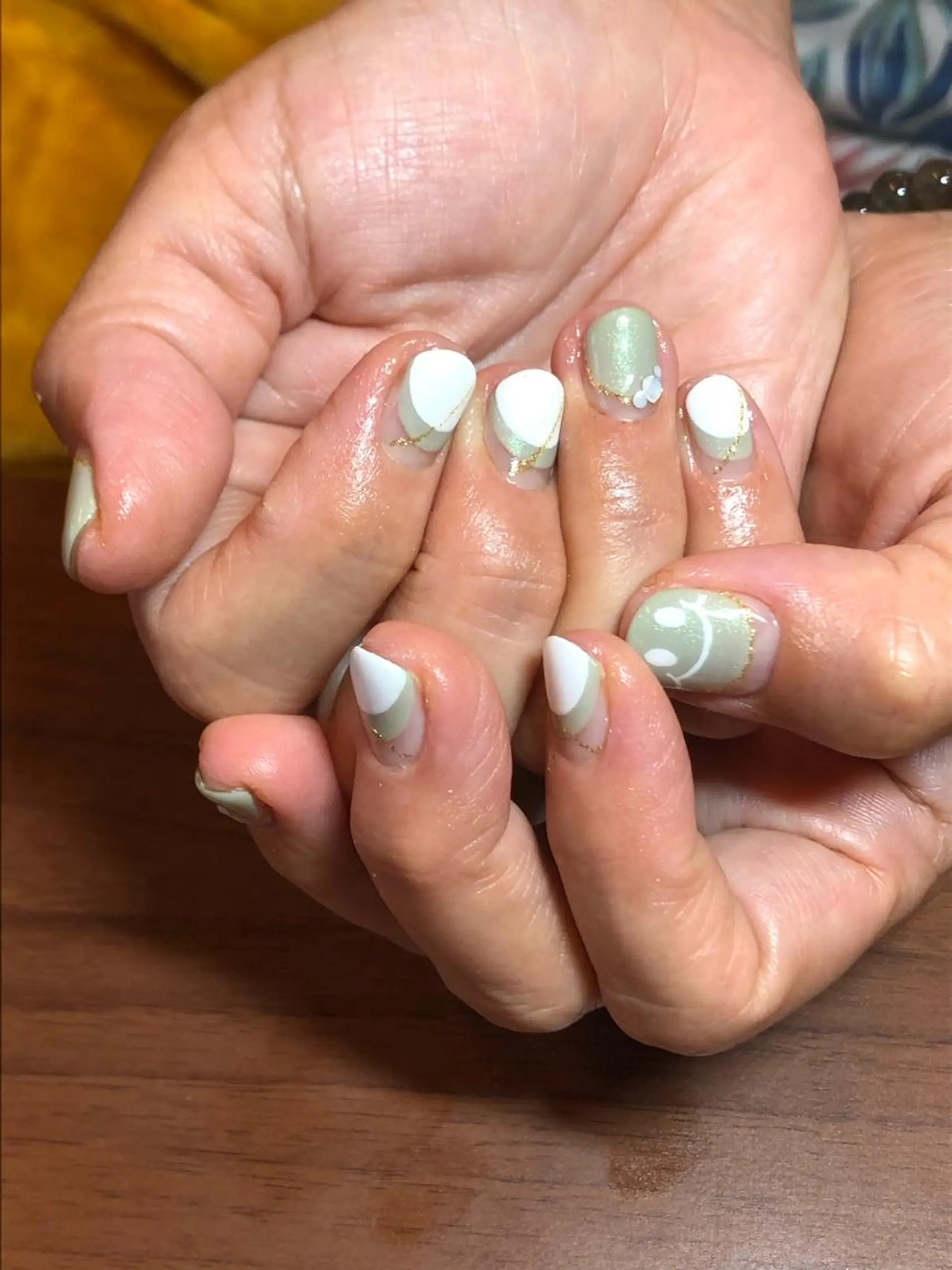 ネイル M nail はやまうららのネイルデザイン