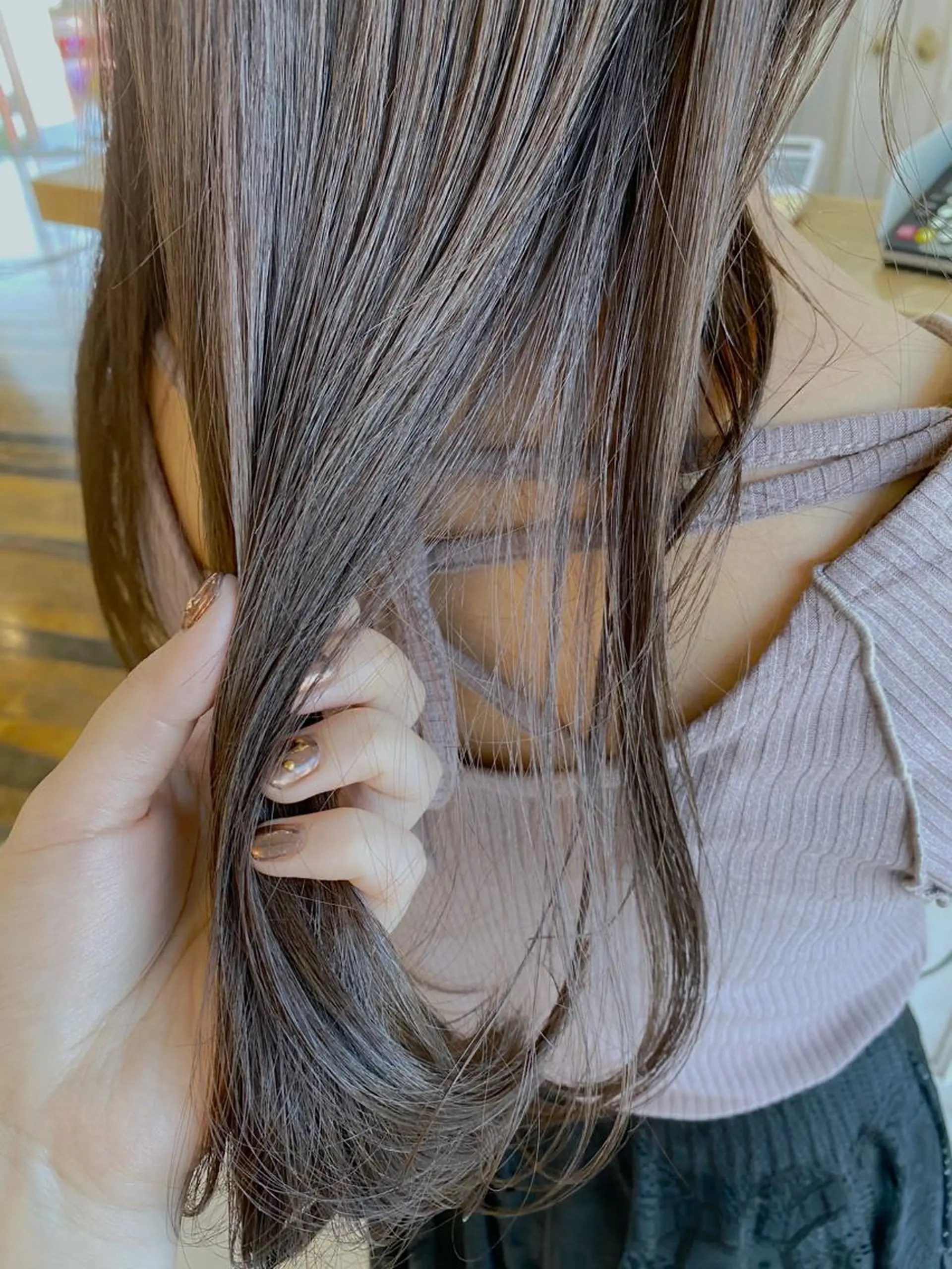 ロング カラー 🥣 hashi 🛋️のヘアスタイル