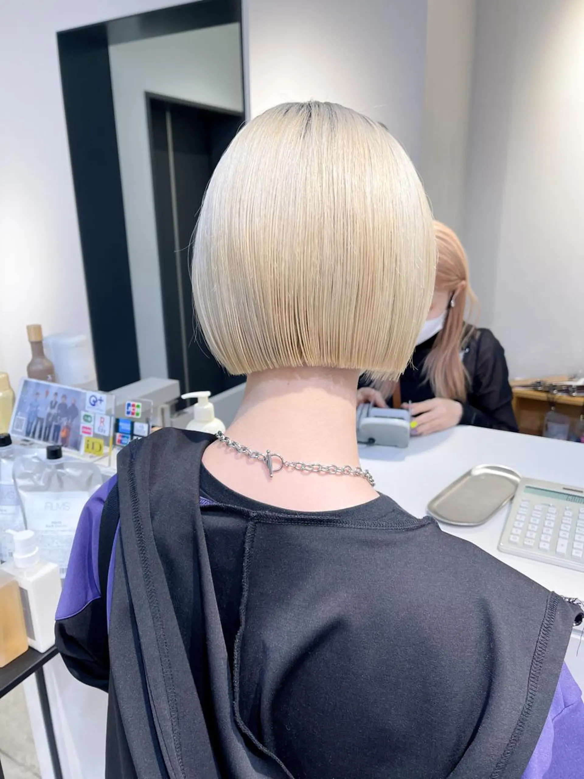 ミディアム ボブ カット ヘアカラー 川本 裕🌿のヘアスタイル