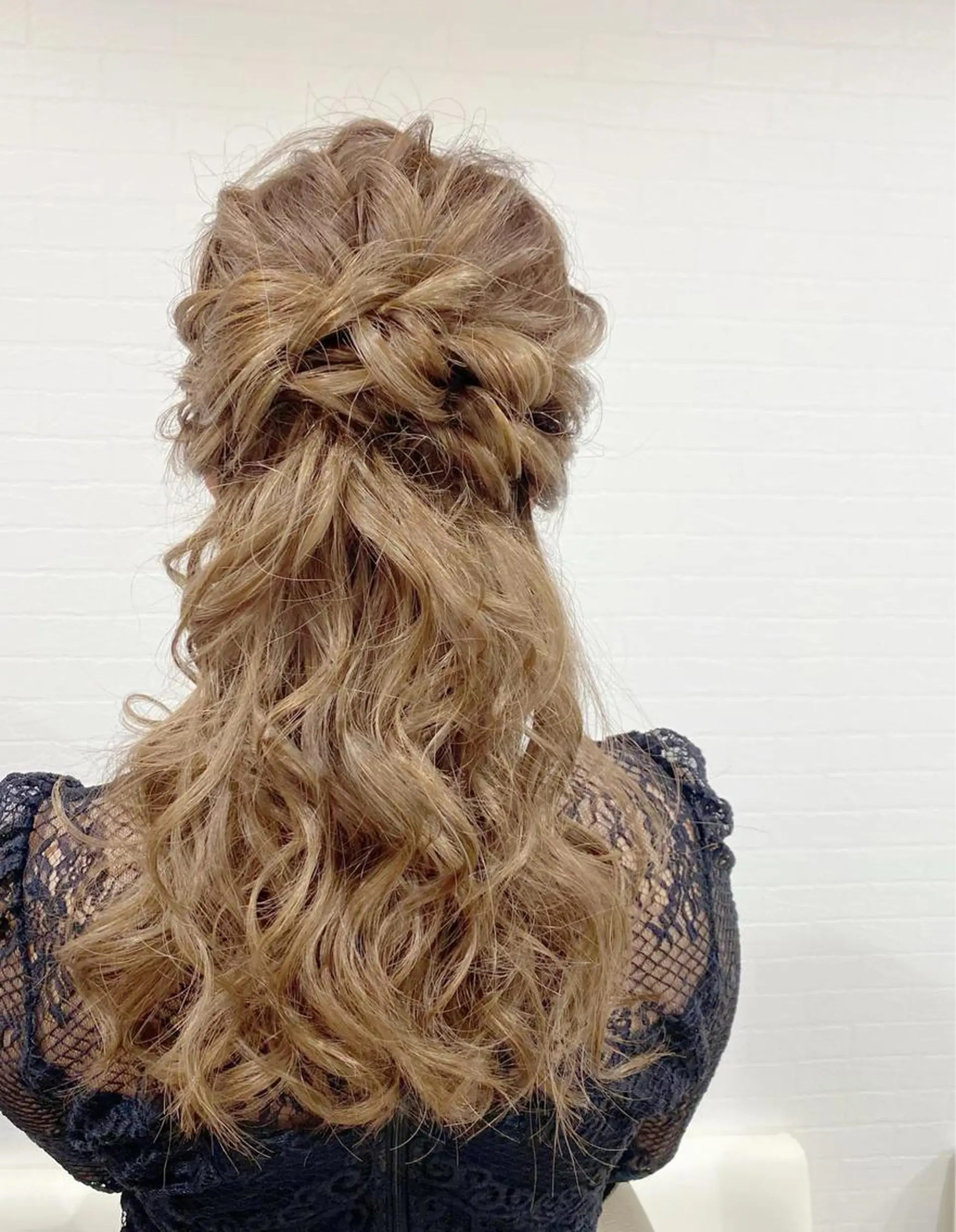 ヘアアレンジ ハーフアップ ヘアセット GRANLUSSO 〜グランルッソ駅前店所属・木口 嘉美のヘアスタイル