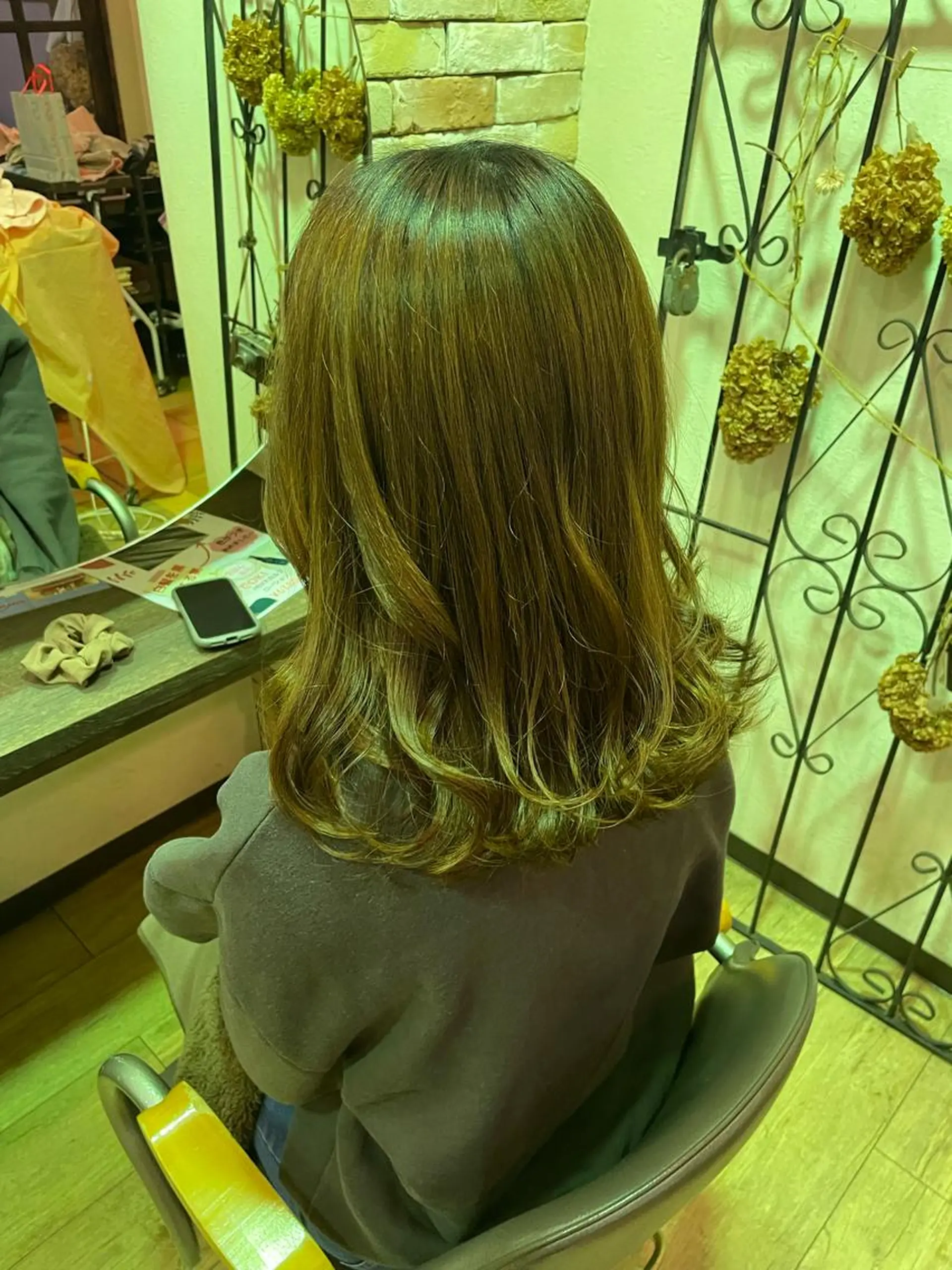 セミロング hair  make echo所属・hair make echo滿木あい花のヘアスタイル
