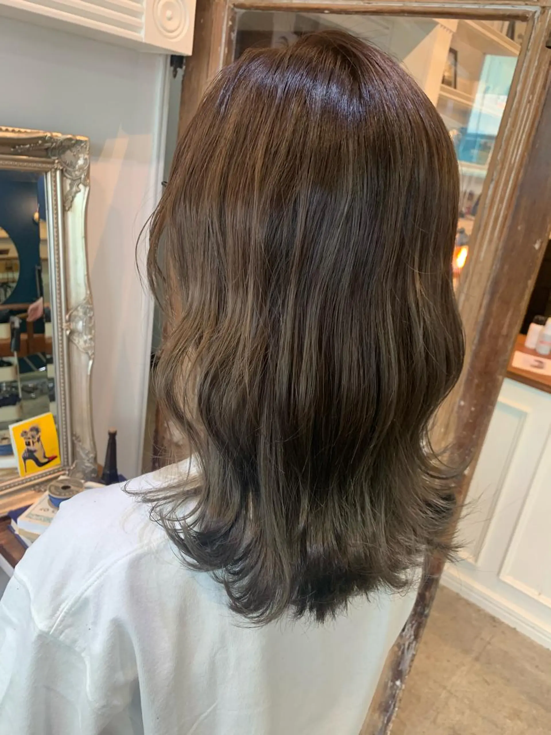 セミロング ヘアカラー トリートメント ヘッドスパ ヘアセット 山口 竣也のヘアスタイル