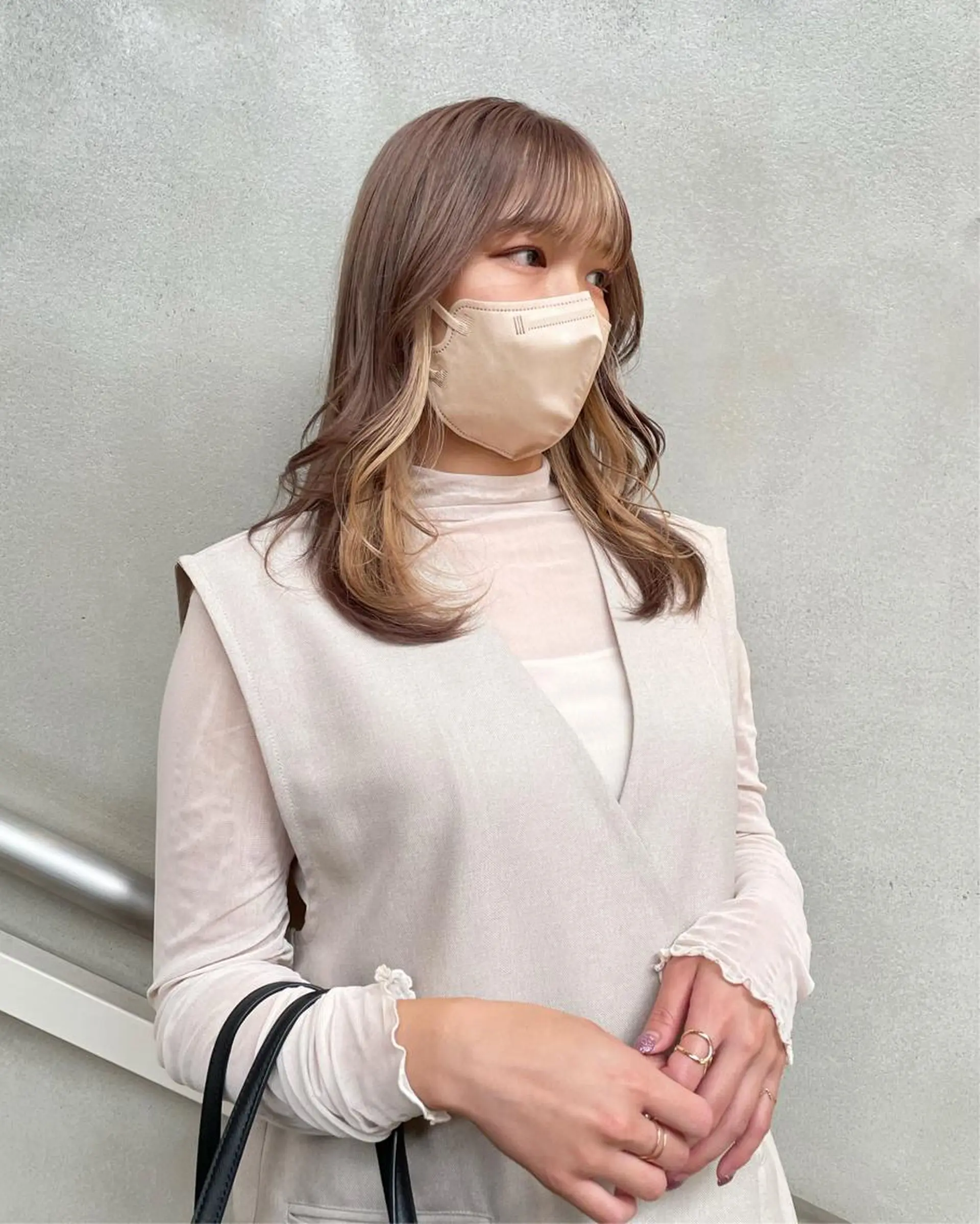 ロング カラー カット ヘアカラー 佐藤 永夏のヘアスタイル