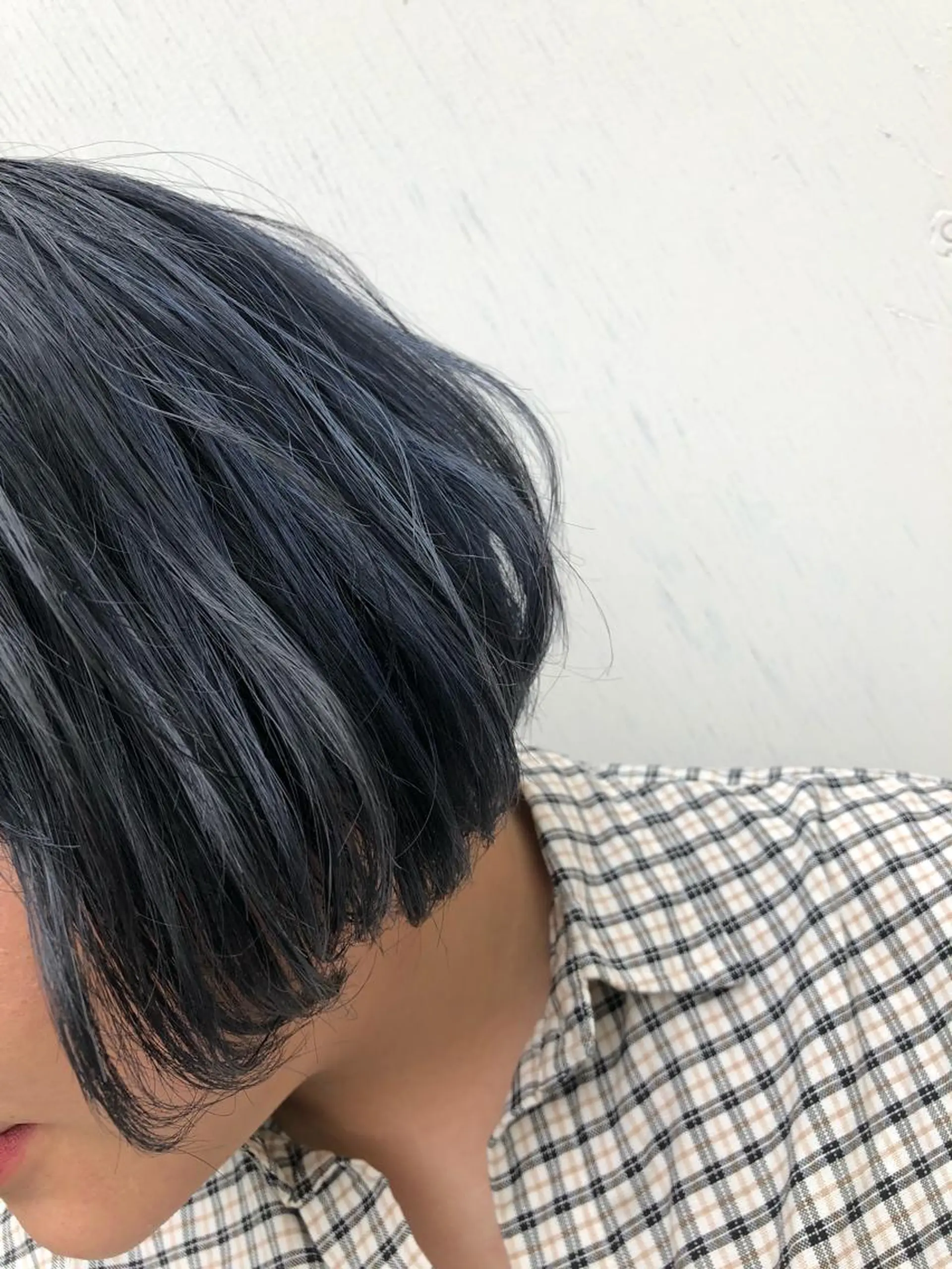 ショート カラー ブルーカラー ブルーグレー ニシオカ タクヤのヘアスタイル