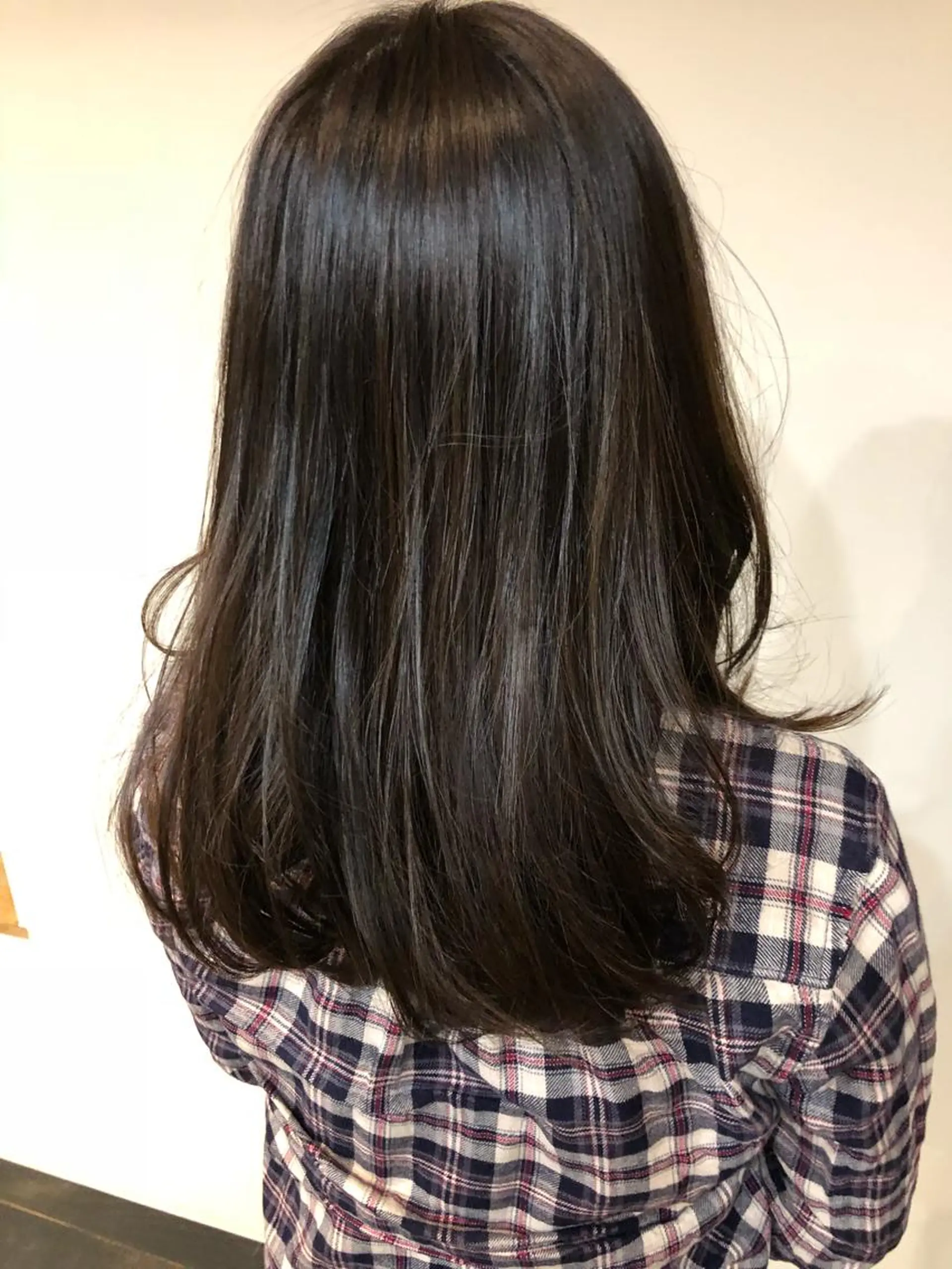 セミロング DEEokazaki kobayashiのヘアスタイル