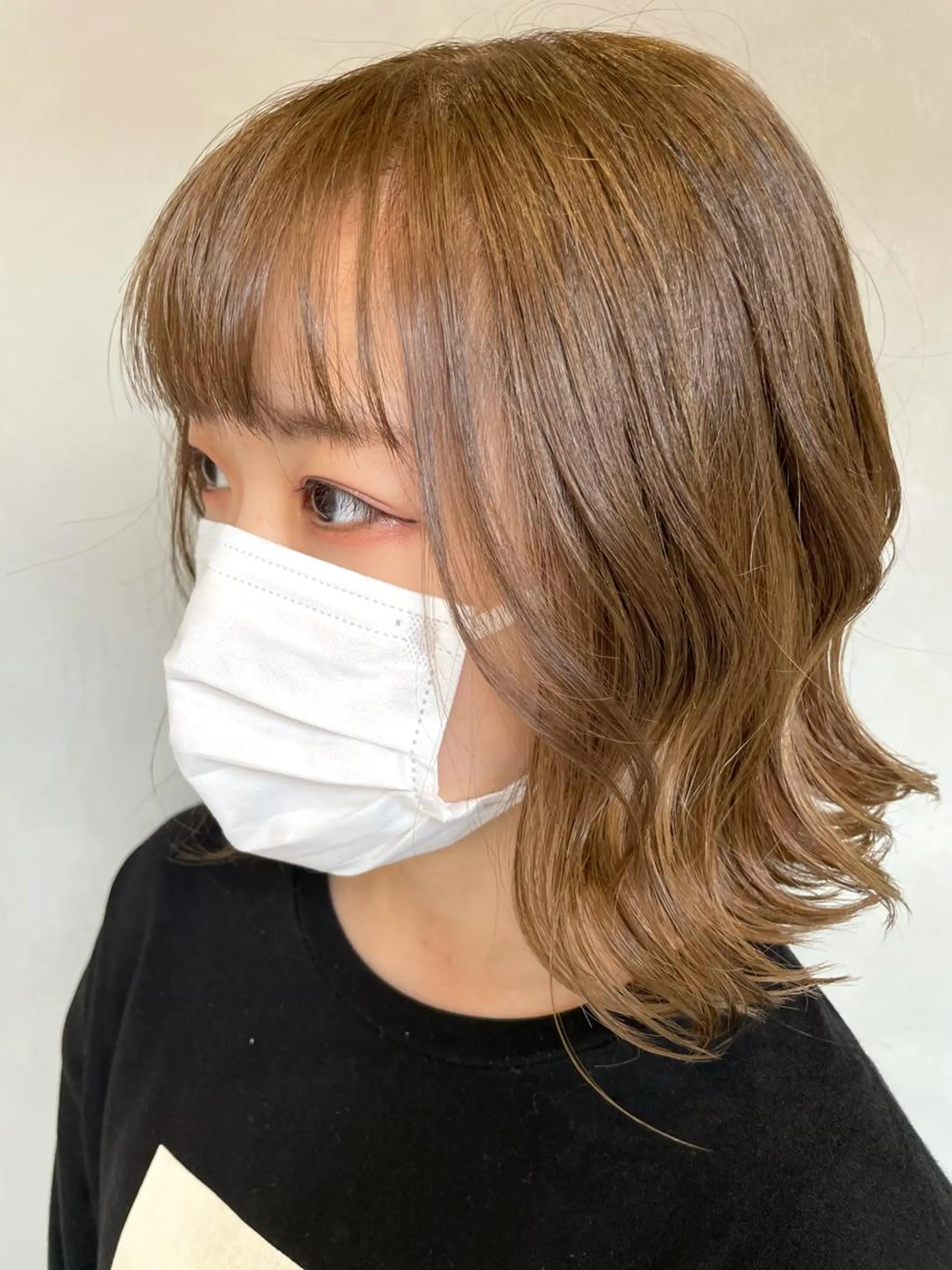 ミディアム カラー ヘアカラー ハイライトが 得意なニキです😊のヘアスタイル
