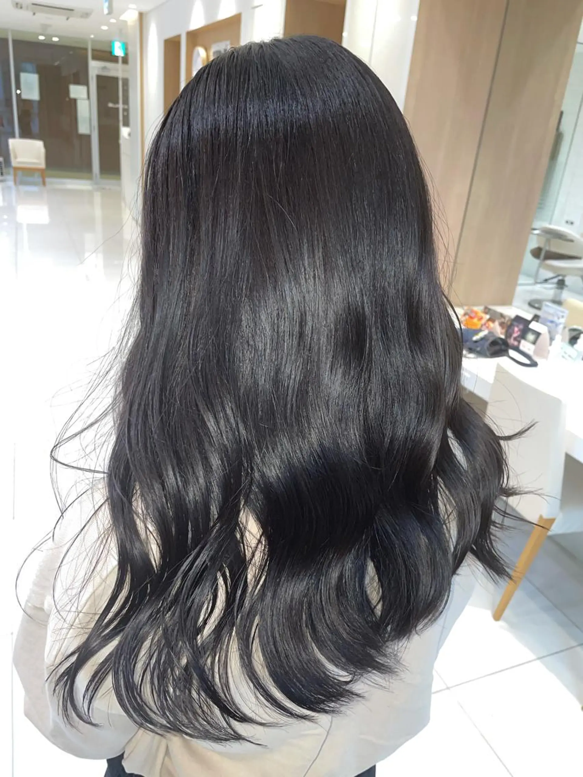 ロング カラー ご新規様限定クーポン あります　桂口　烈闘のヘアスタイル