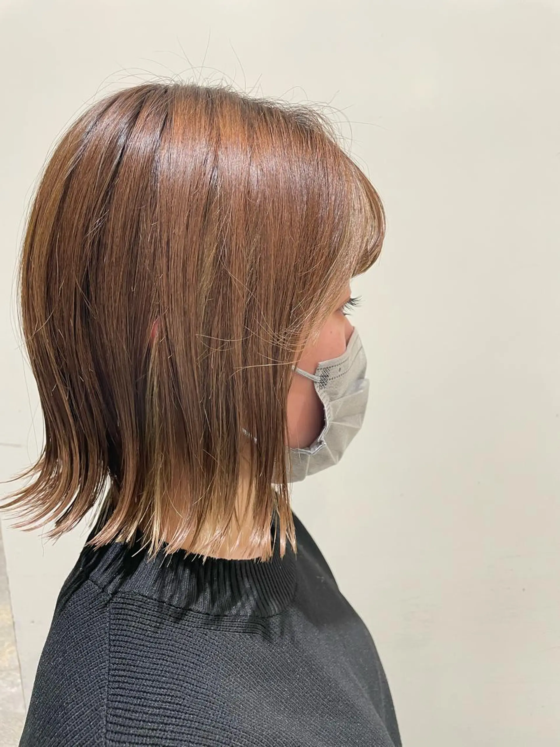 ミディアム 切りっぱなしボブ ボブ 外ハネヘア 塚田 銀太のヘアスタイル