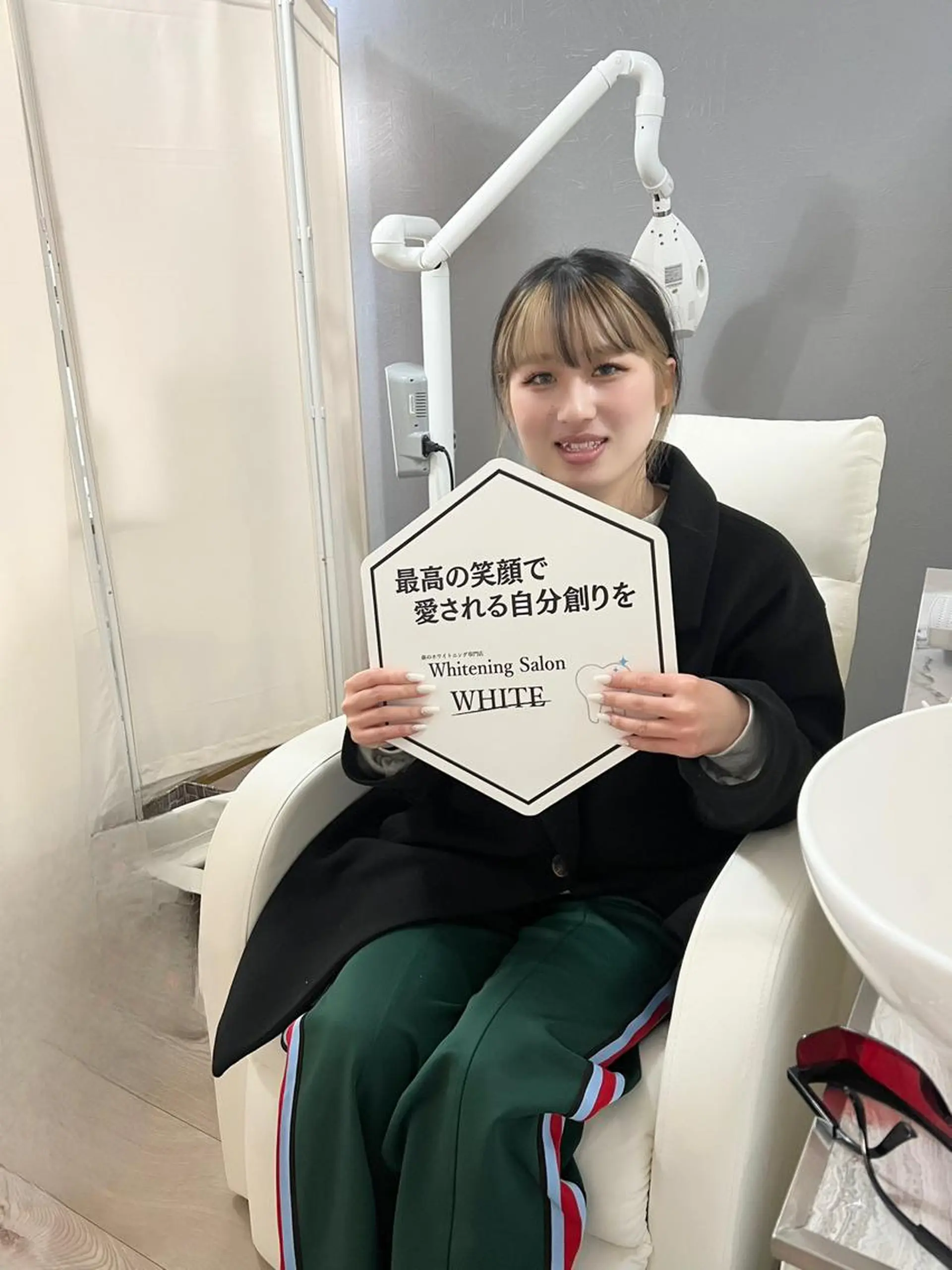 メンズ 学生（メンズ向け） ホワイトニング専門店 WHITE天神店のエステ・リラクイメージ