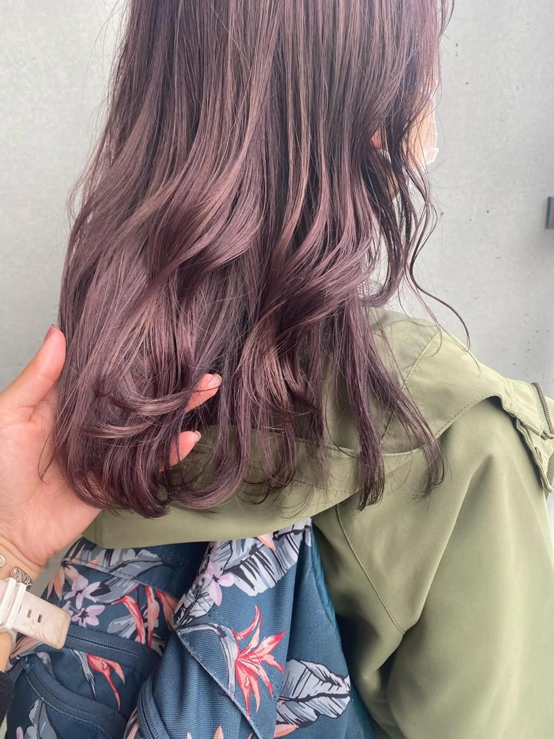セミロング カラー ピンクカラー ma naのヘアスタイル