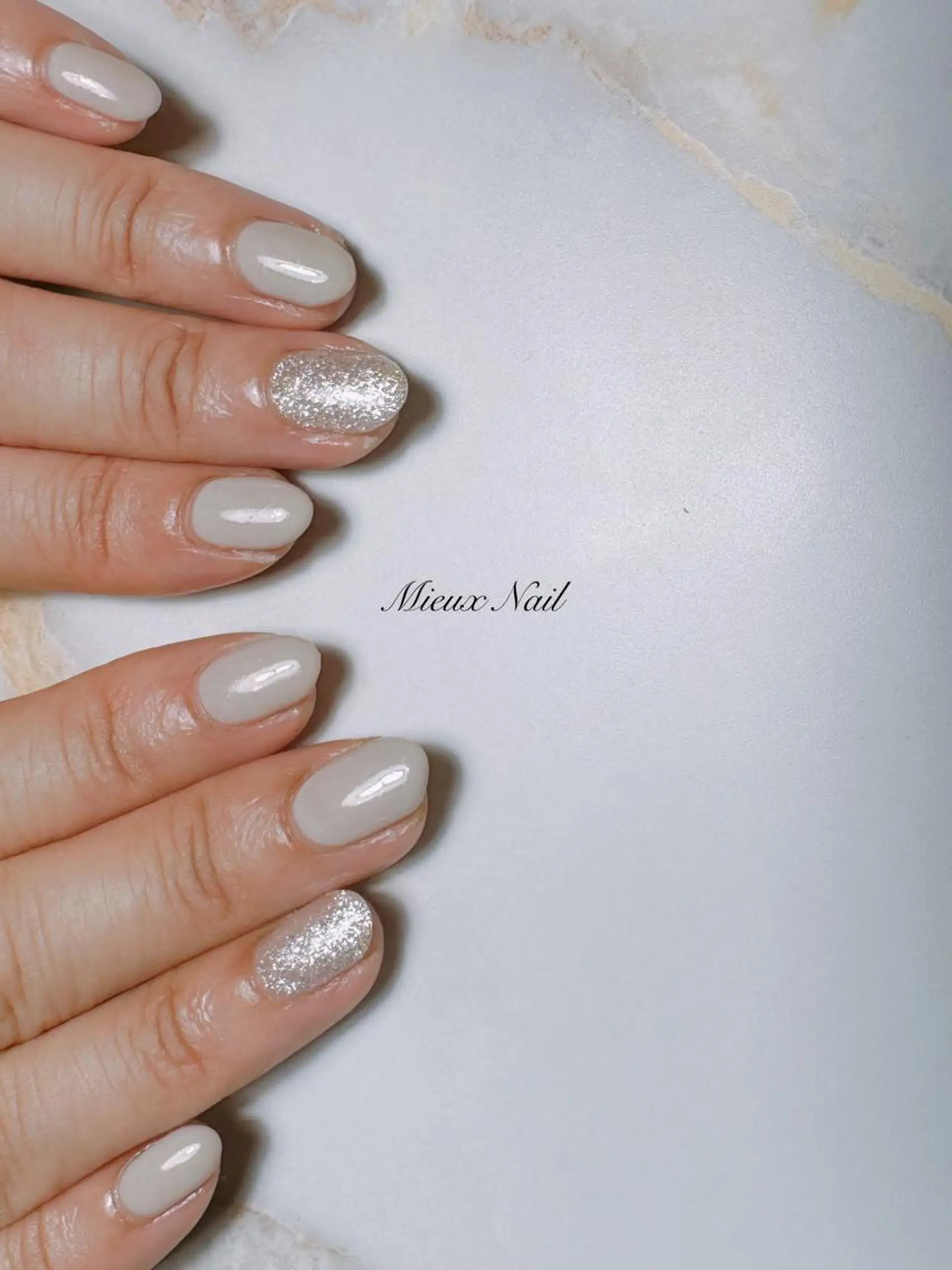 ネイル ブルー オフィスネイル ワンカラーネイル シンプルネイル 春ネイル ハンドネイル 市川 麻衣子のネイルデザイン