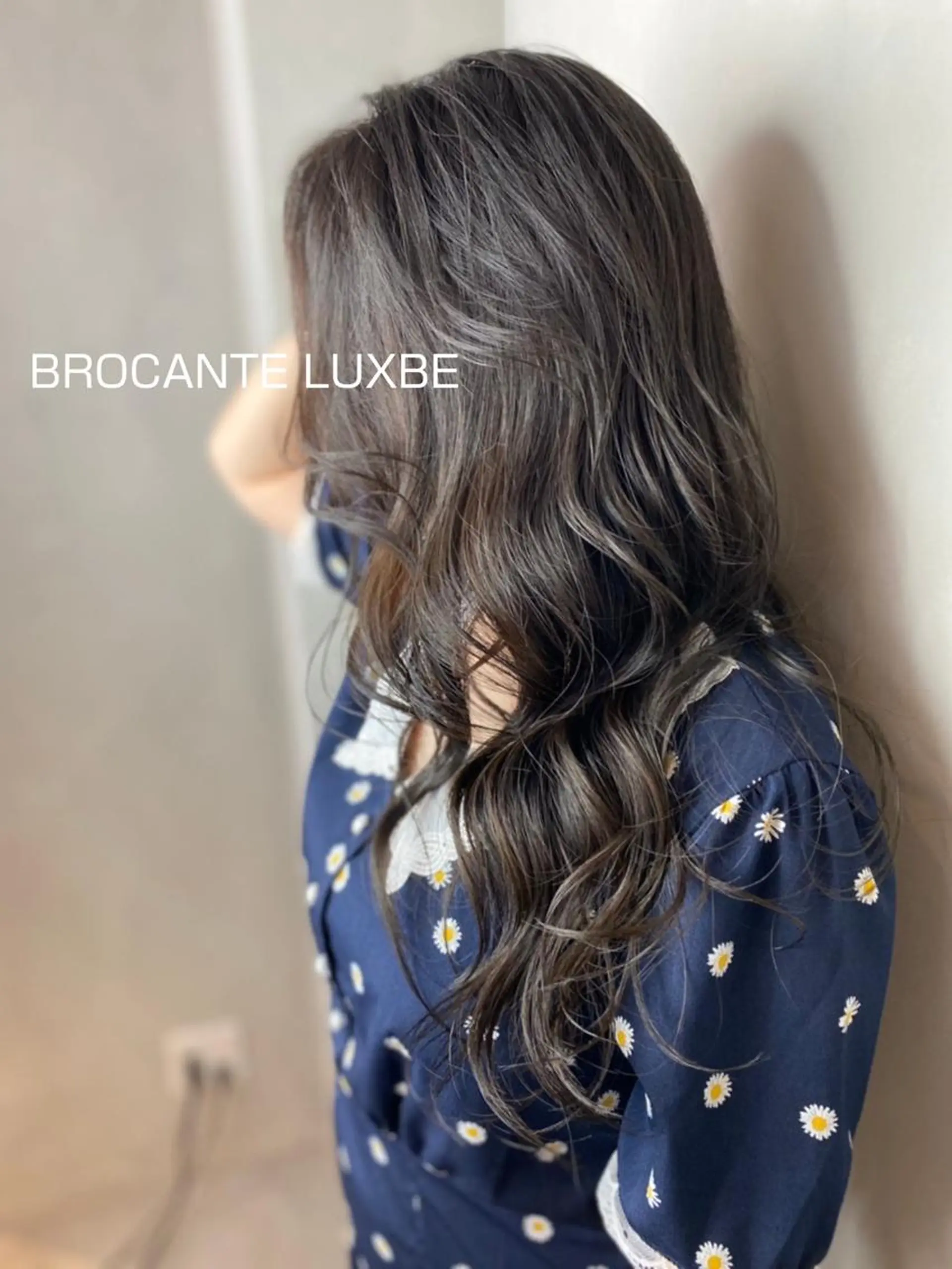 ロング カラー 透明感カラー グレージュ ヨシンモリ 韓国風ヘア カット ヘアカラー トリートメント BROCANTE✂︎ karasawa.nのヘアスタイル