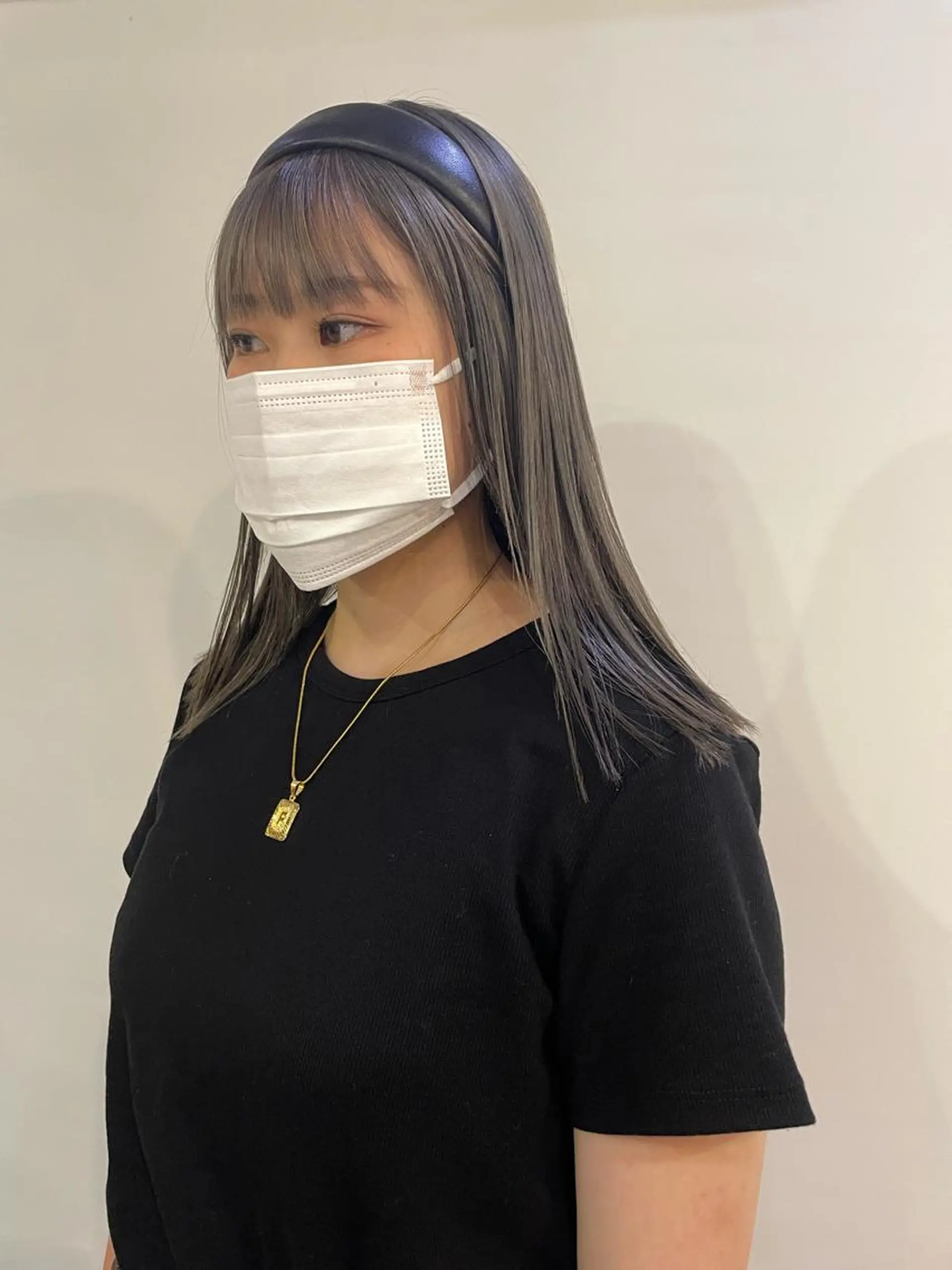 セミロング カラー silo所属・silo MOKA 顔周りカット🦦のヘアスタイル