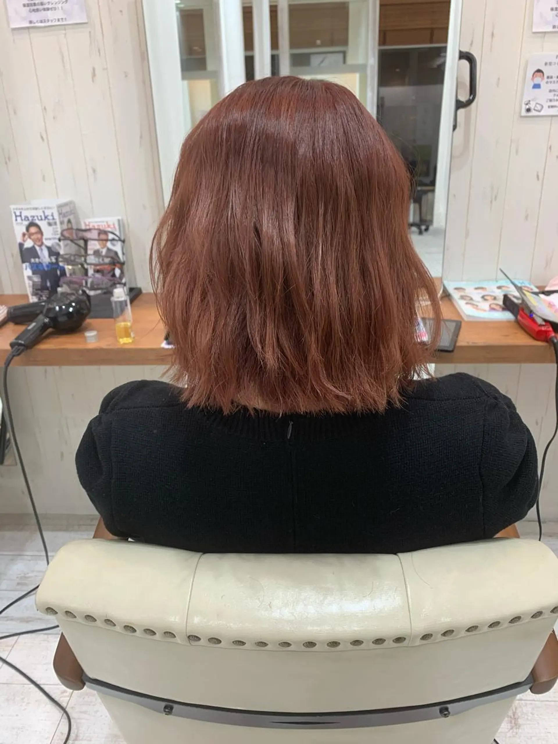 ミディアム カット ヘアカラー brace 立花のヘアスタイル