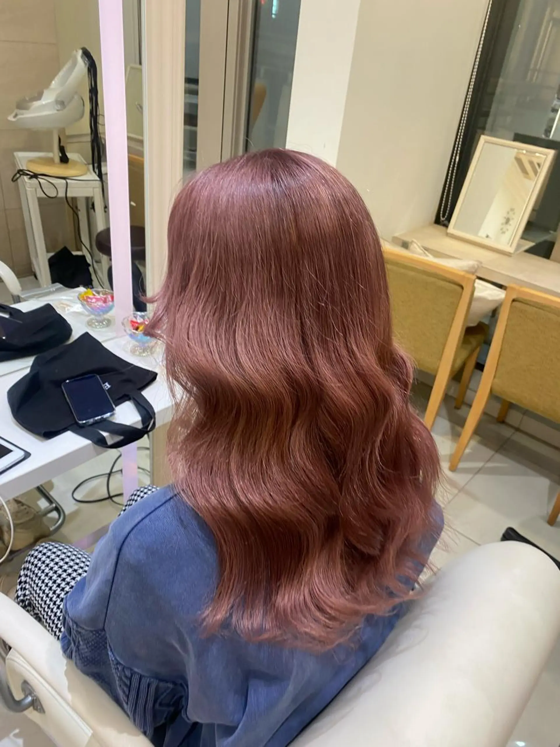 セミロング カラー ピンクカラー カット ヘアカラー mako︴ Euphoriaのヘアスタイル