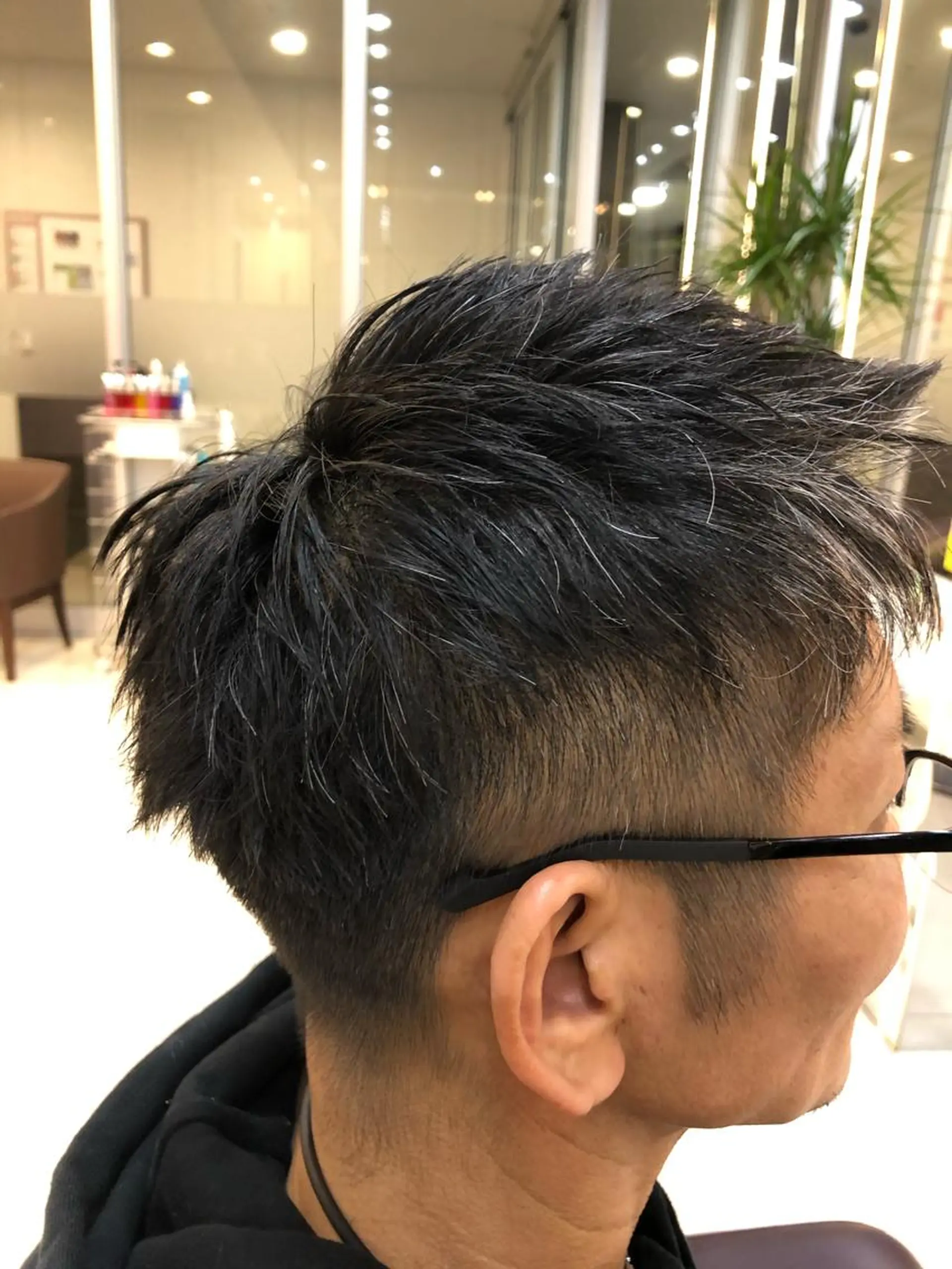 ショート メンズ アップバング 刈り上げ メンズサロン/戸塚駅 東口3分/冨田大輝のヘアスタイル