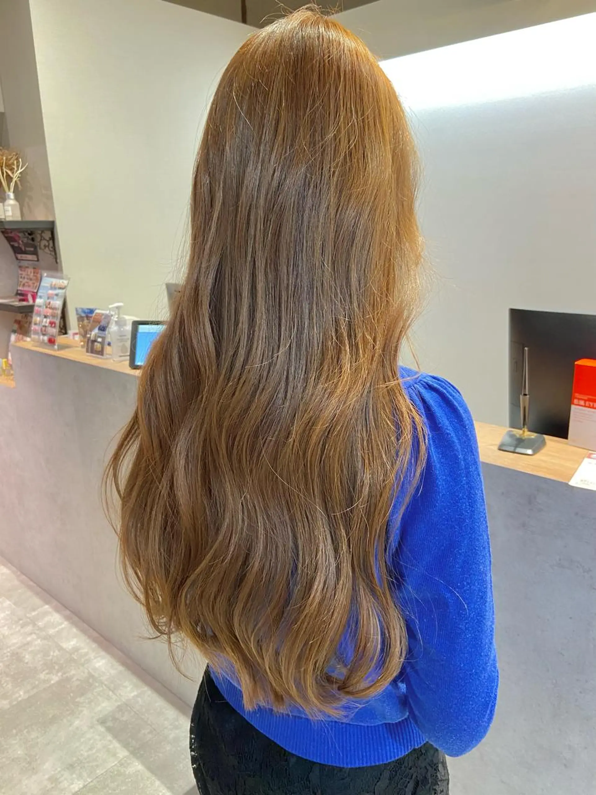 ロング カラー ベージュカラー オリーブベージュ lico hair&relaxation所属・lico 栁 詩音のマツエク・マツパデザイン