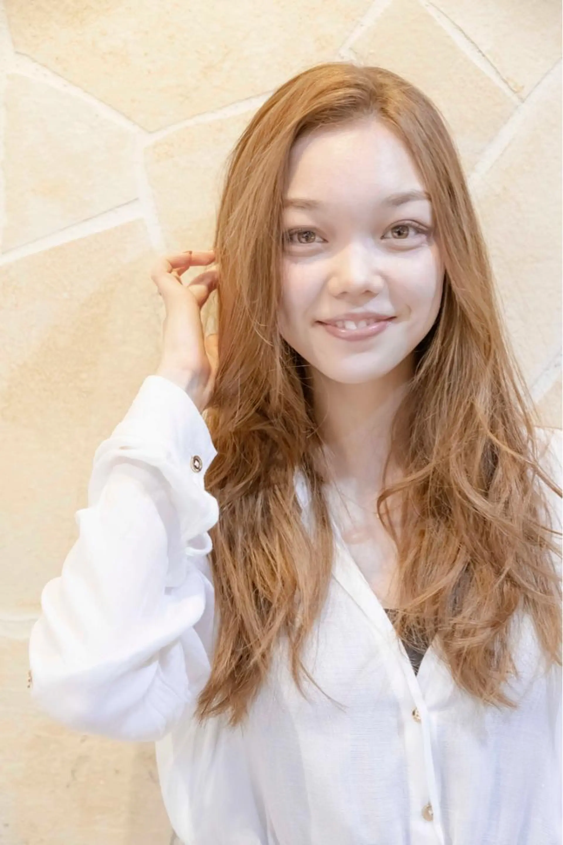 セミロング カラー and Art おのでらじんのヘアスタイル