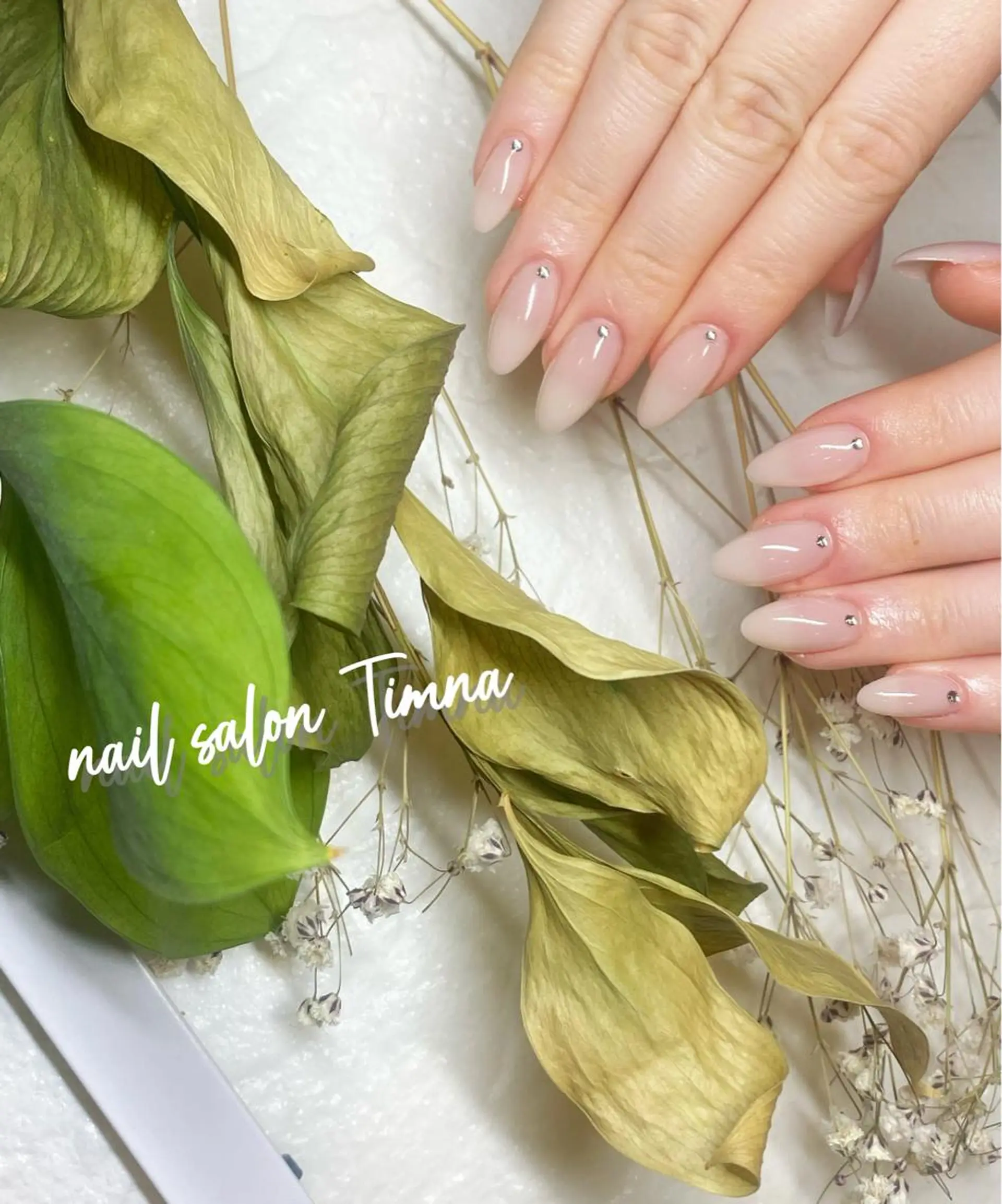 ロング ハンドネイル NAILSALON 🍔Timna🍟のネイルデザイン