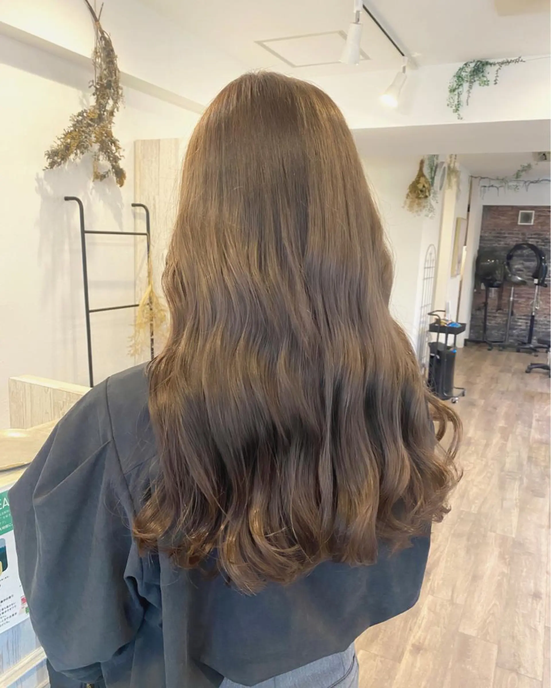 ロング ヘアカラー botan🦖*･ amiのヘアスタイル