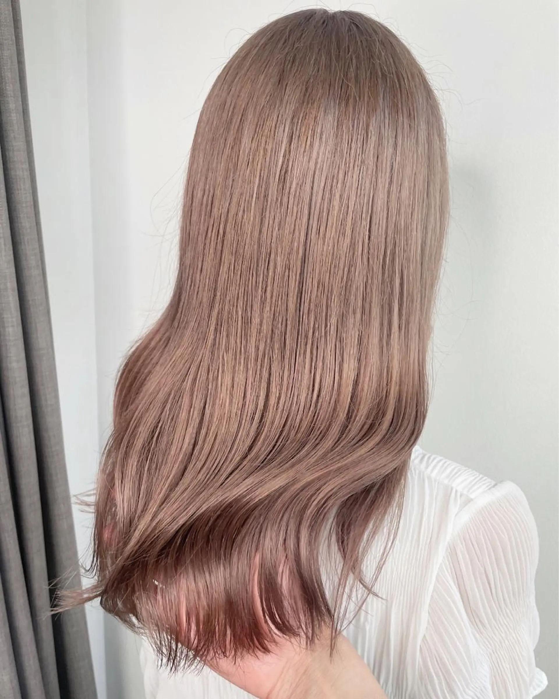 ミディアム カラー ヘアカラー トリートメント ヘアセット ✨艶ブリーチカラー ✨四ノ宮裕己のヘアスタイル