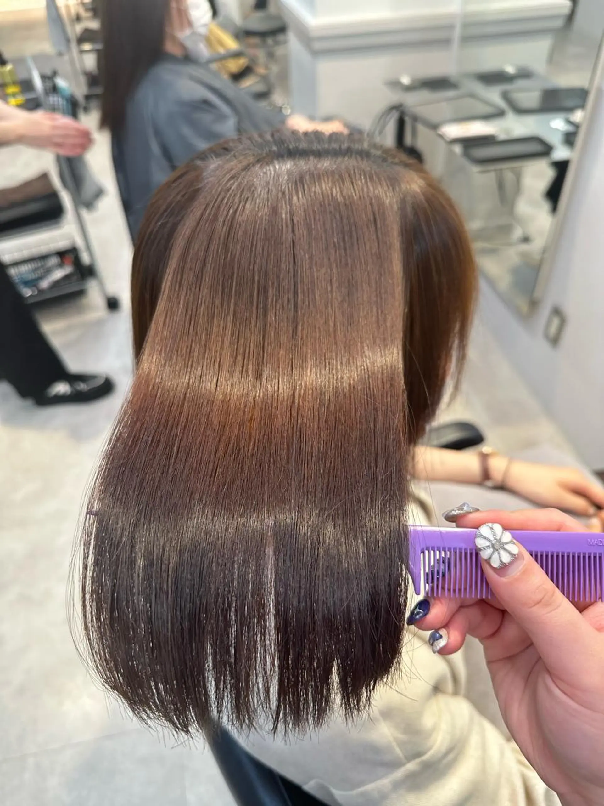 ミディアム あいこ/レイヤー カット🌷銀座のヘアスタイル
