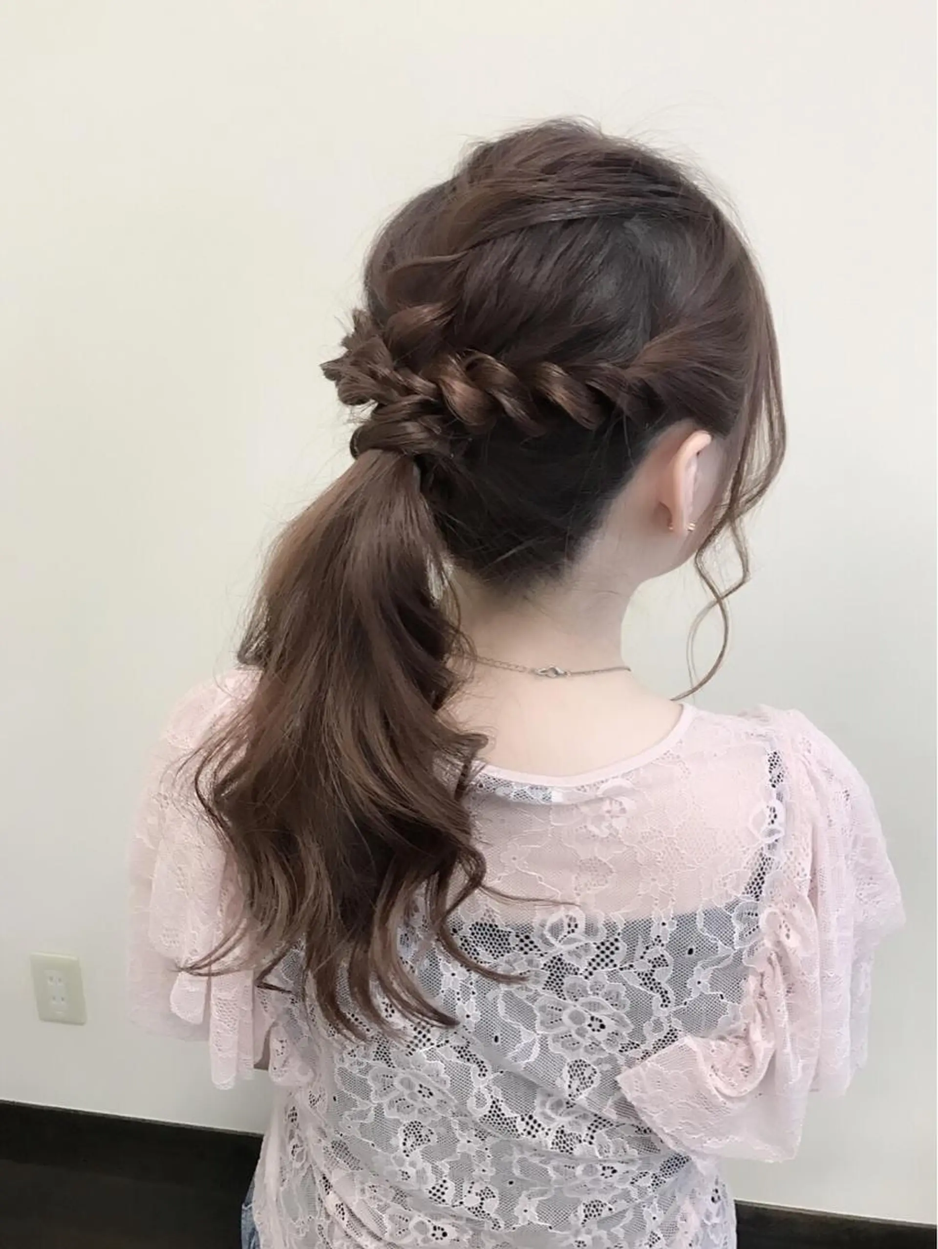 ロング ヘアアレンジ ポニーテール 沢田 瞳のヘアスタイル