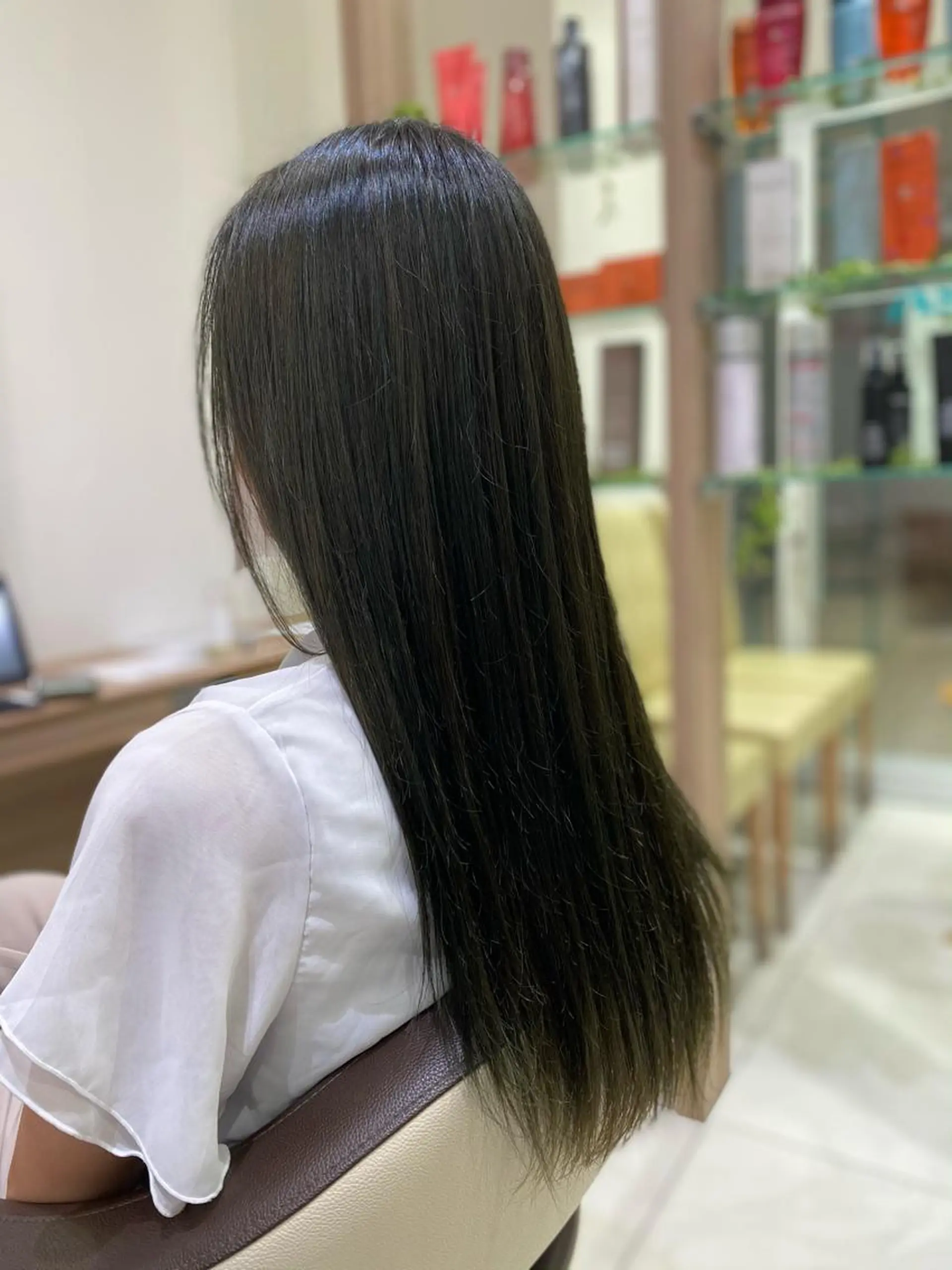 ロング カラー 奥村 美郁子のヘアスタイル