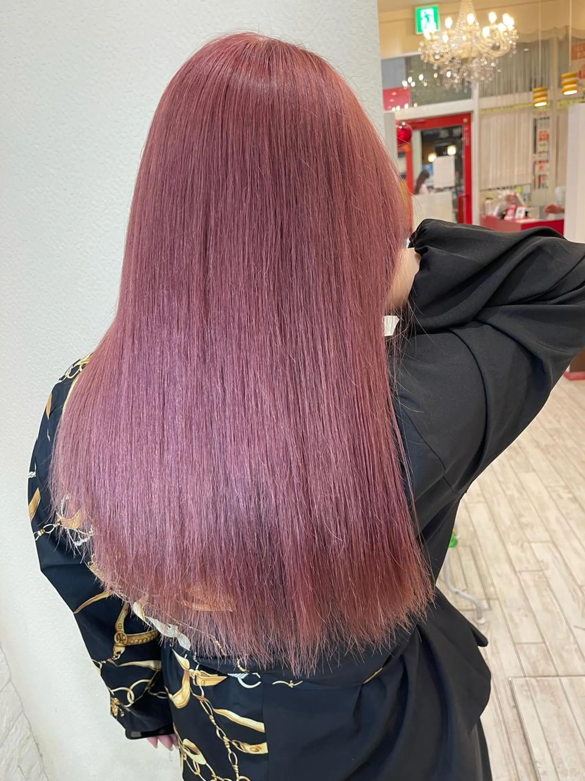 カラー ハイトーンカラー ピンクカラー 髪質改善 カット ヘアカラー トリートメント 名古屋のピンク好き かずくん🦩のヘアスタイル