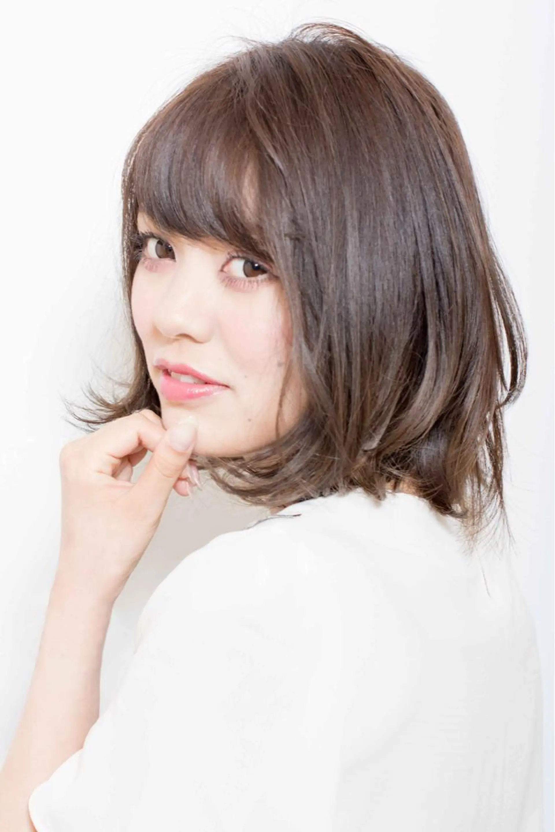 ショート カラー La Ruelle 江曽島店のヘアスタイル