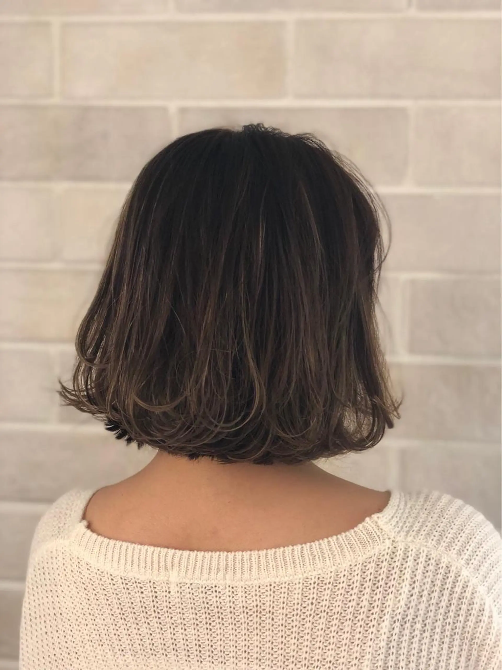 ミディアム カラー ハイライトカラー ハイライト ヘアカラー 湯田実津希🤎 ﾐﾙｸﾃｨ専門のヘアスタイル