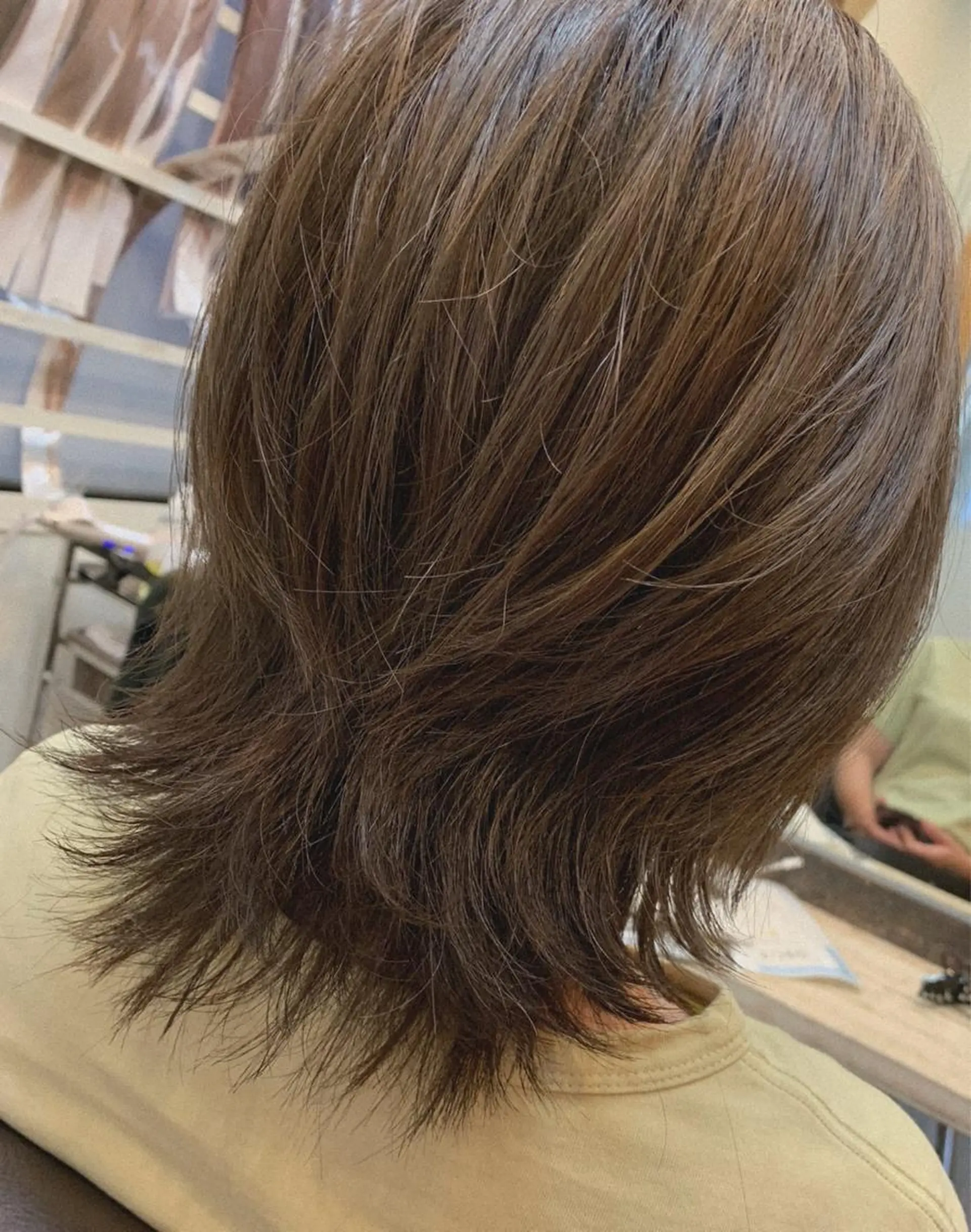 ミディアム ウルフカット LaLaMoana Rickyのヘアスタイル