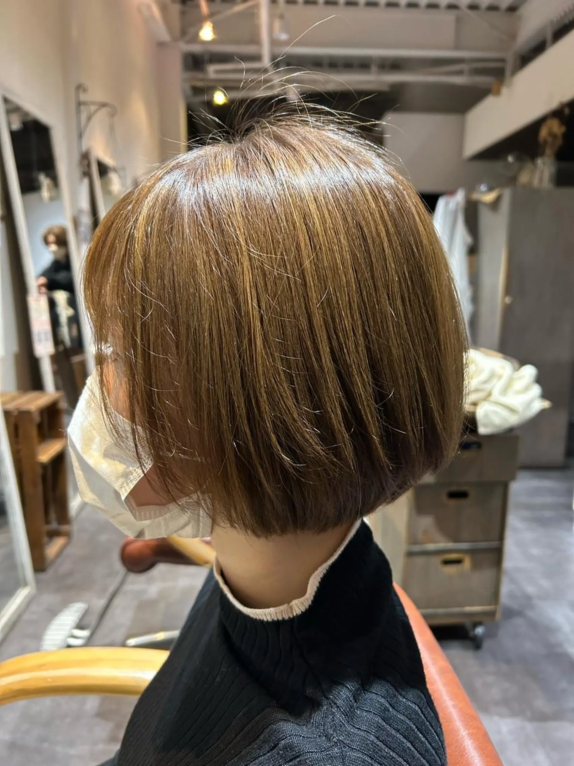 ショート ハイライト 佐伯 真奈のヘアスタイル