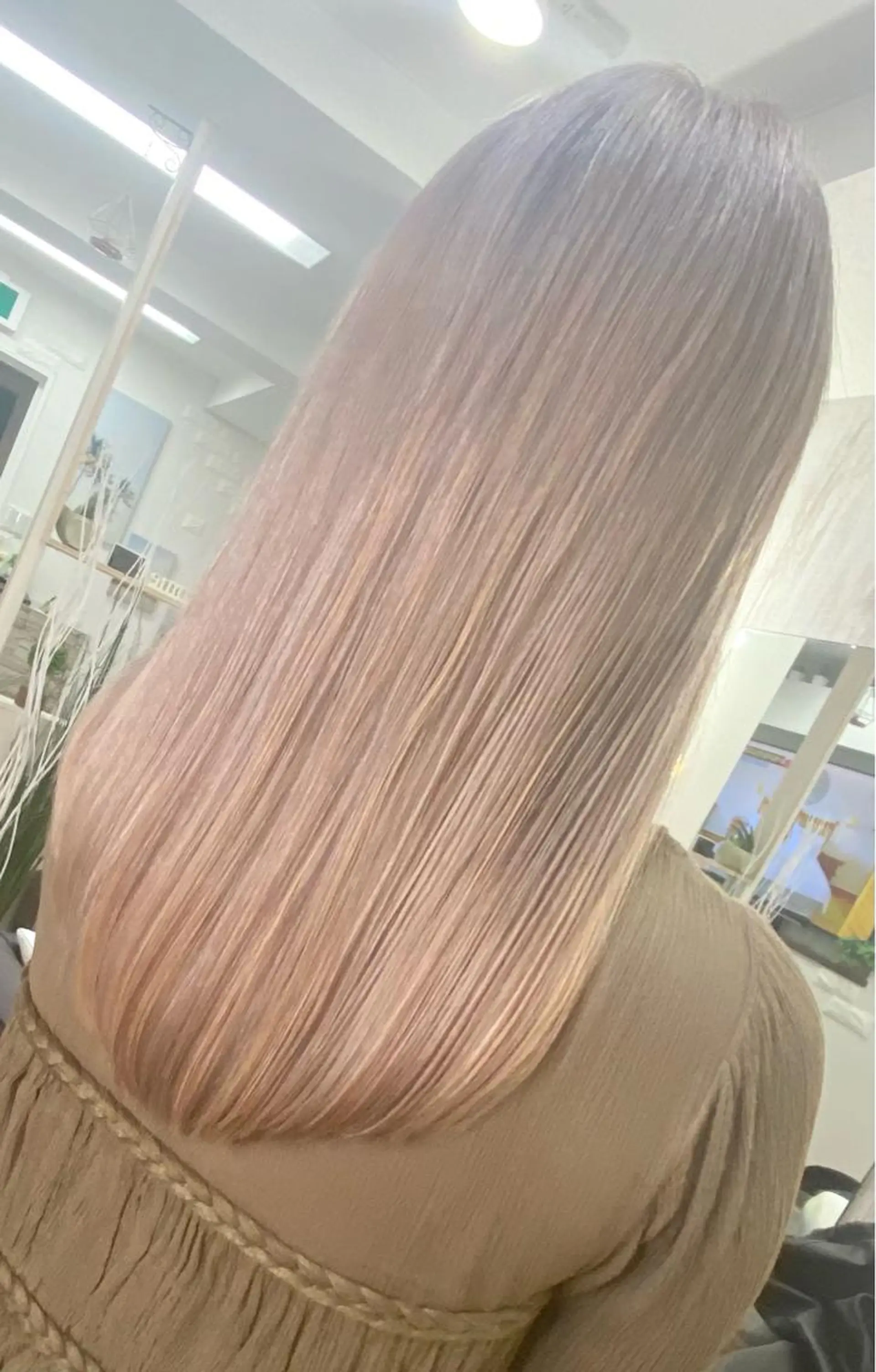 カラー プライベートサロン LyoN/RYOTAのヘアスタイル