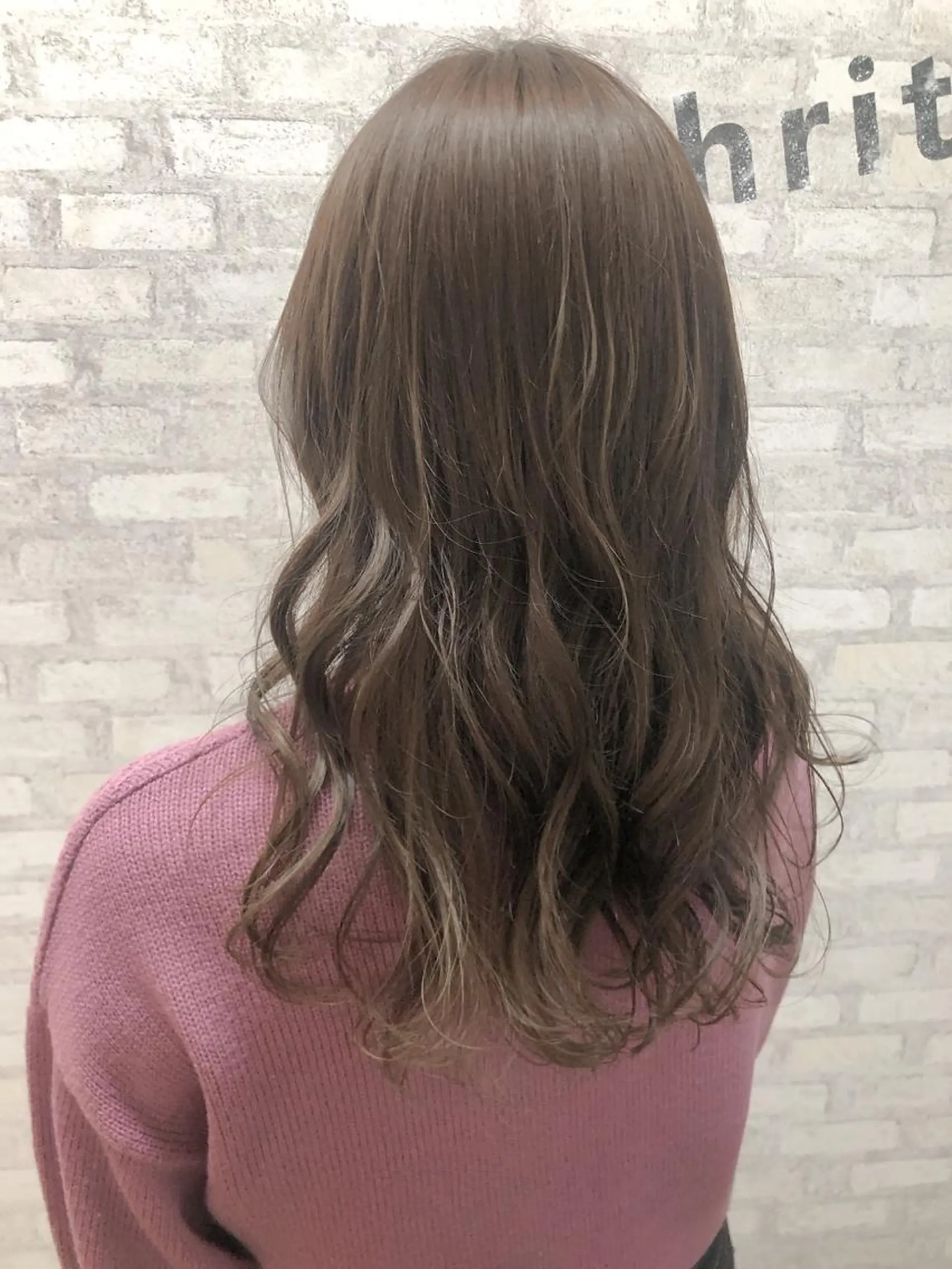 ロング カラー ブリーチ ブリーチなしカラー SALOWIN 二子玉川店所属・kei_____ SALOWINのヘアスタイル