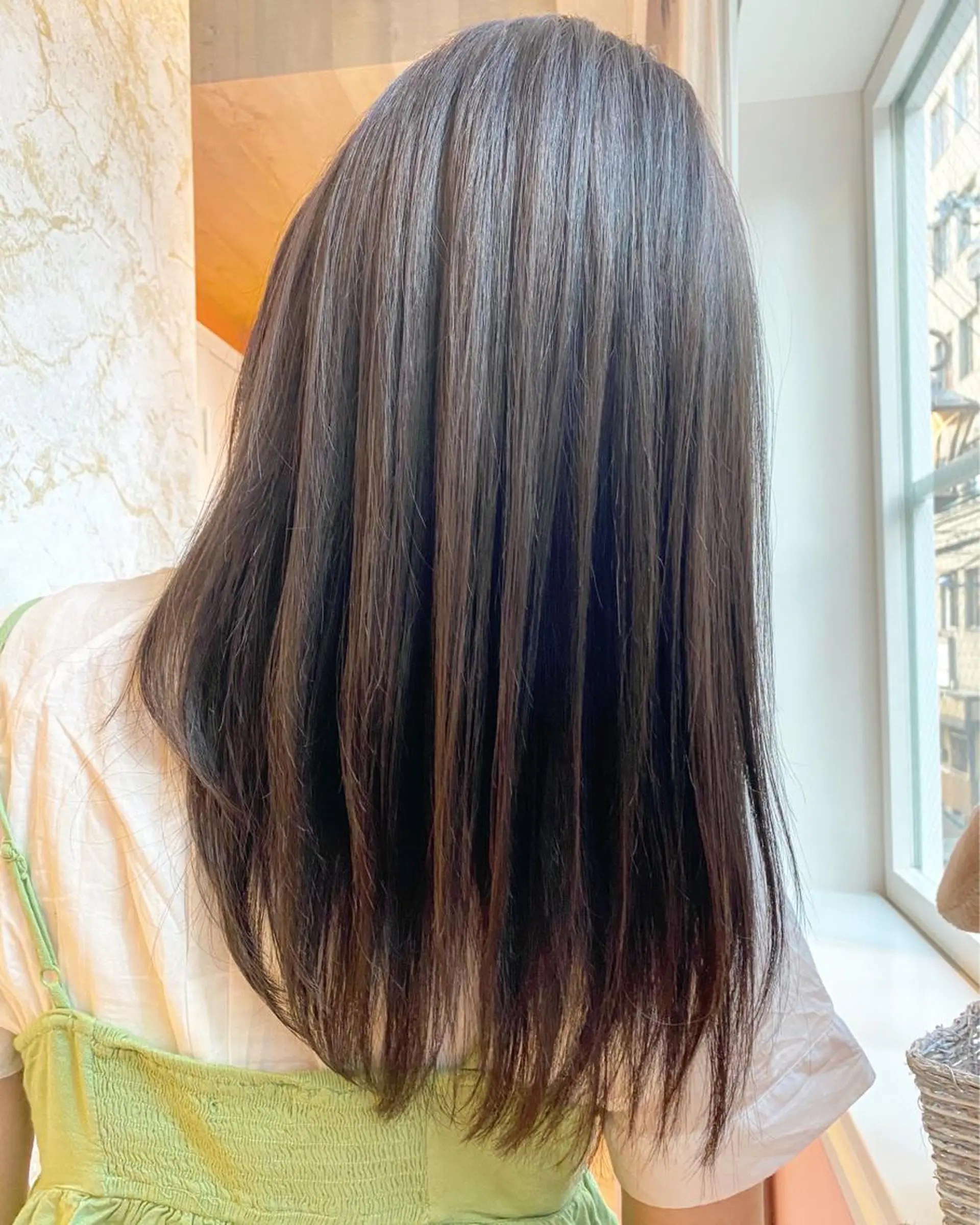 ロング REVE所属・TAKU 美容師のヘアスタイル