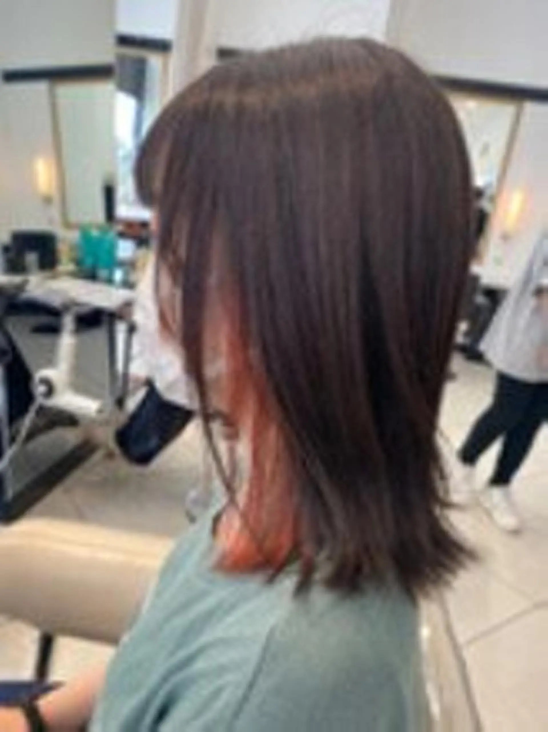 セミロング カラー 高橋 香奈のヘアスタイル