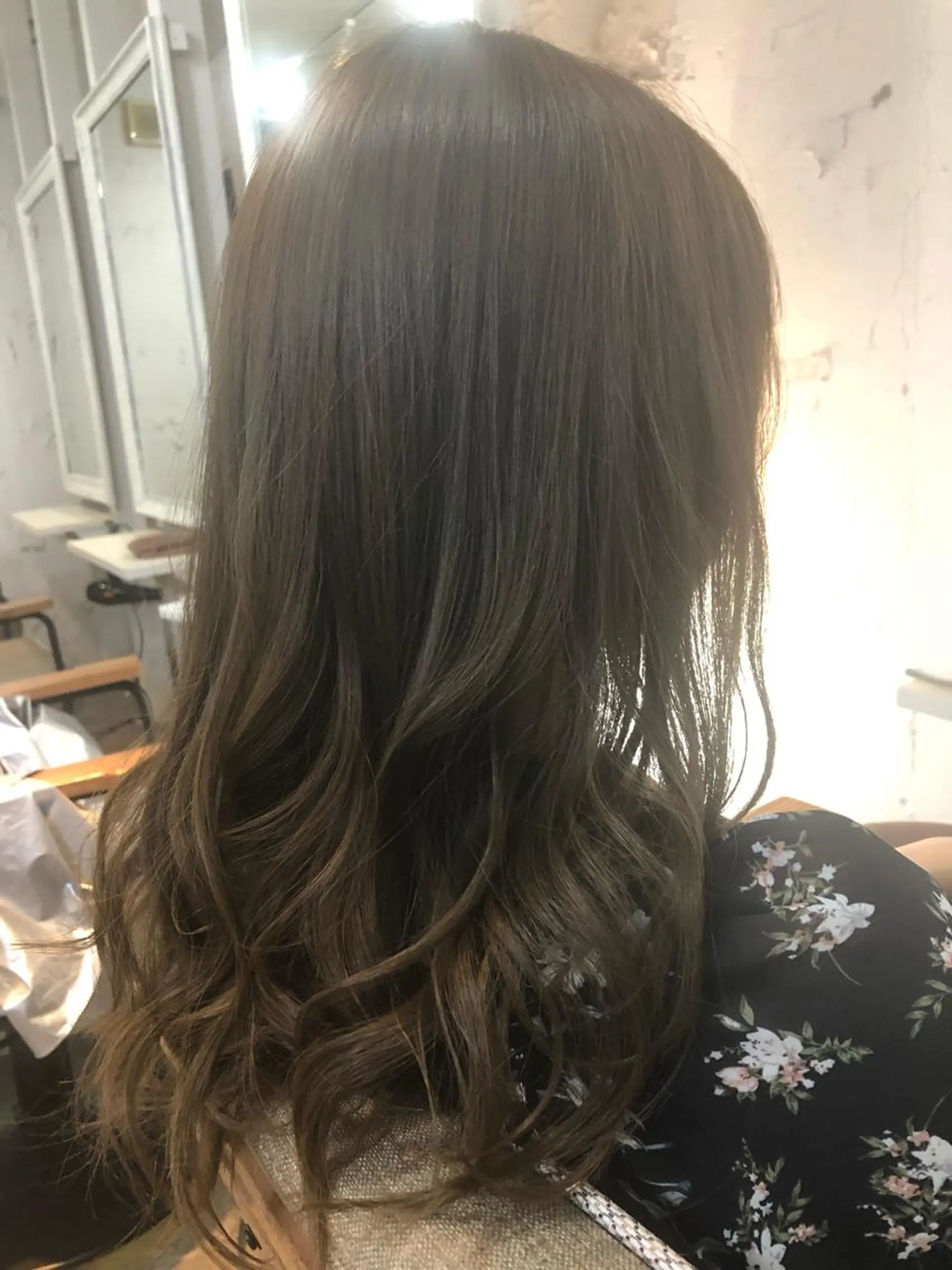 セミロング カラー カット ヘアカラー トリートメント 💍オイカワ リュウジ💍のヘアスタイル