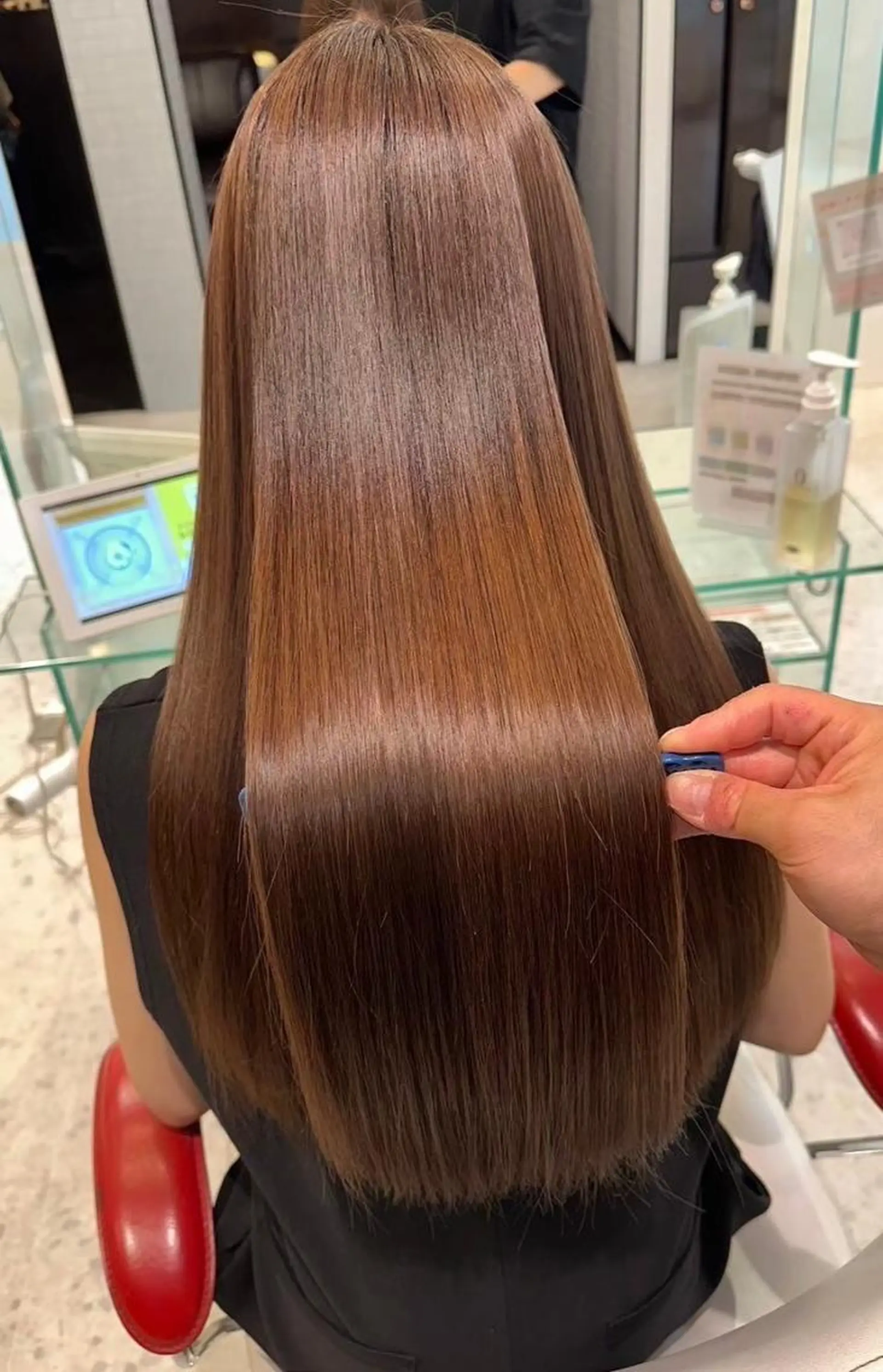 ロング トリートメント 大川 有香のヘアスタイル