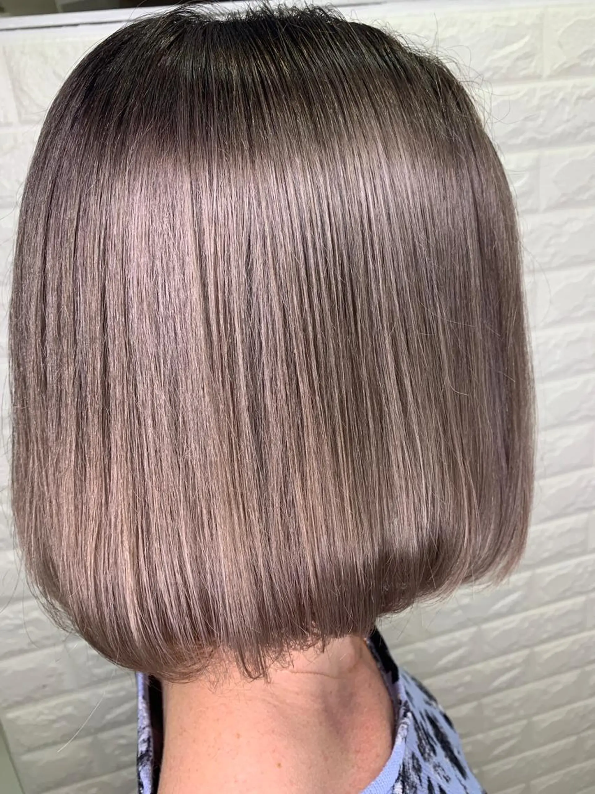 ショート カラー アディクシーカラー ベージュカラー イルミナカラー ヘアカラー トリートメント ヘアセット LAS 代表 ナガカワ コウヘイのヘアスタイル