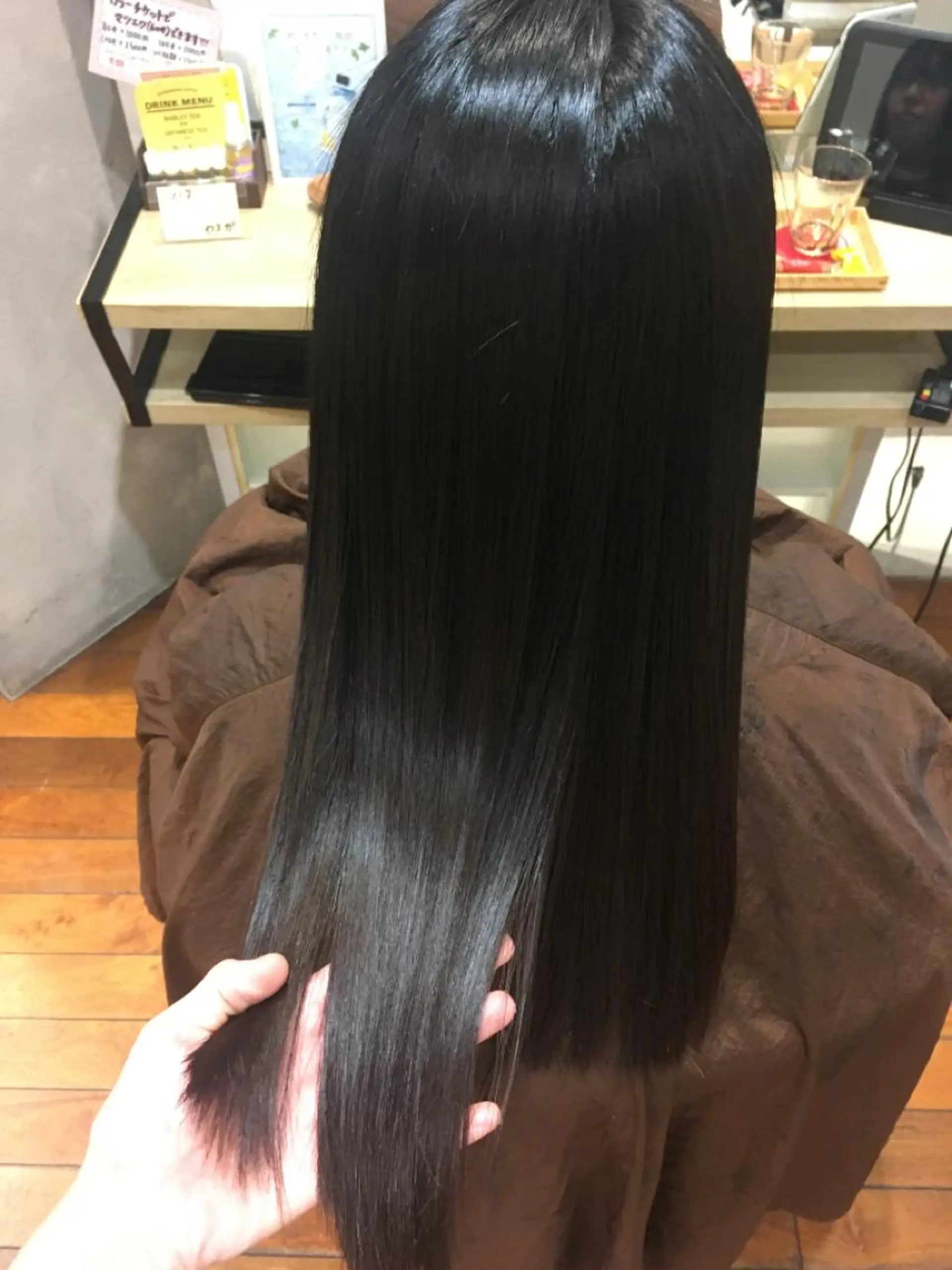 ロング トリートメント 酸熱トリートメント 伊藤 いほみの眉毛・アイブロウイメージ