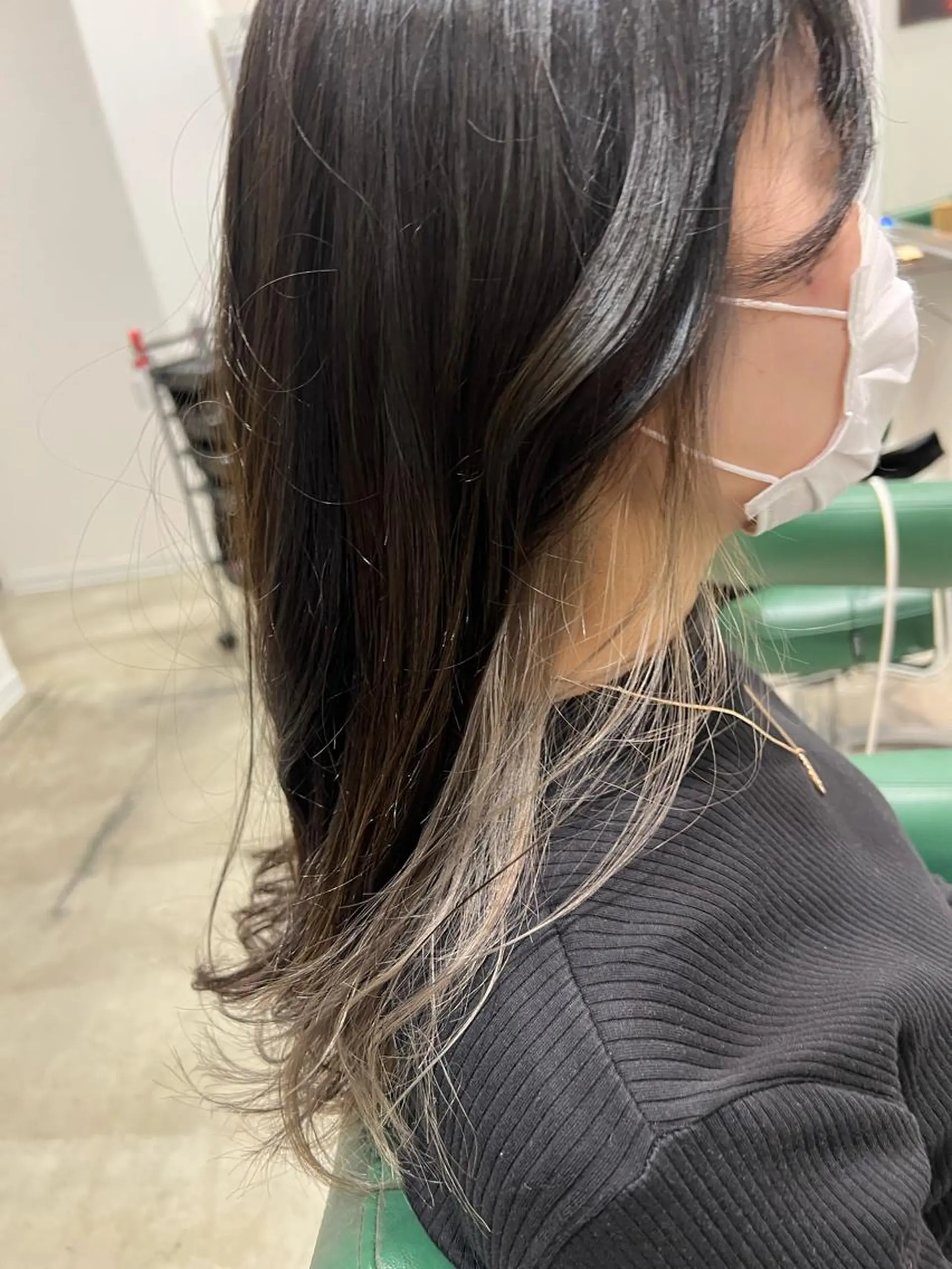 セミロング カラー パーマ ヘアアレンジ ヘアカラー トリートメント ヘッドスパ ヘアセット 🌈インナーカラー ‘ショウマ’🌈のヘアスタイル