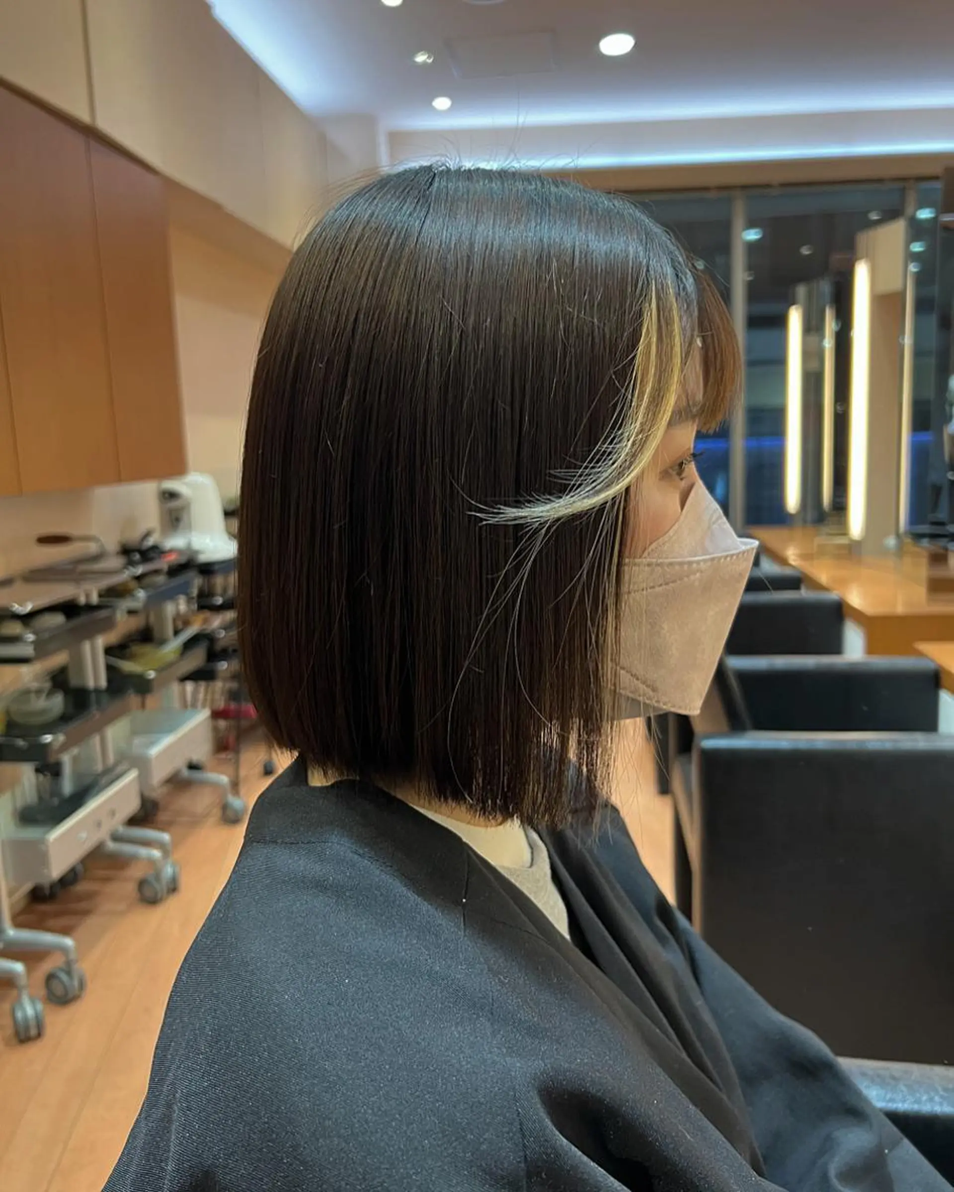 ミディアム 切りっぱなしボブ ボブ モッズ・ヘア 金沢店所属・柴田 綺音のヘアスタイル