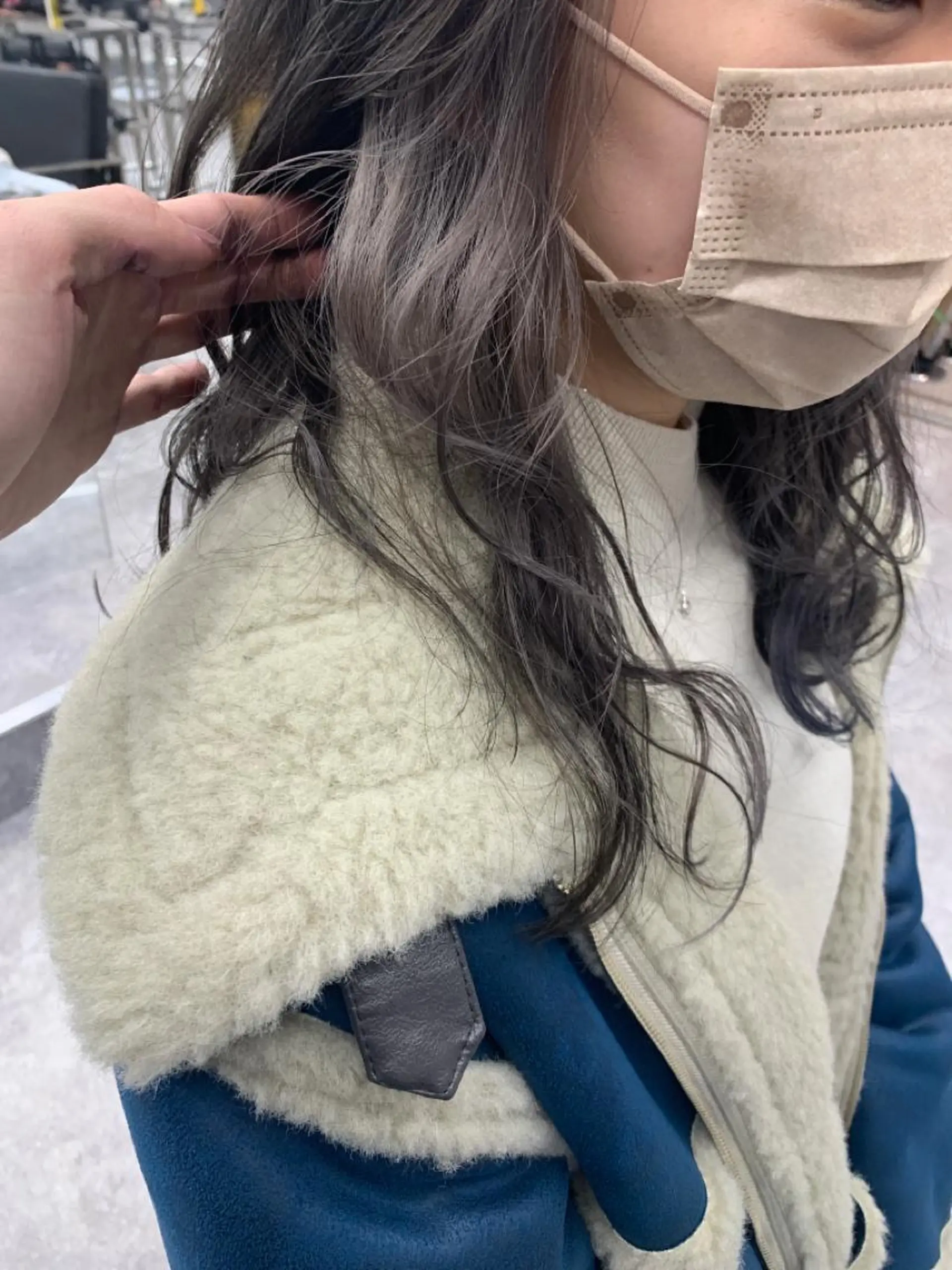 ミディアム カラー ヘアアレンジ メンズ キッズ ショートボブ ミディアムパーマ メンズバレイヤージュ メンズブリーチ メンズハイライト 🌈難波🌈ベージュ カラー【ヒロム】のヘアスタイル