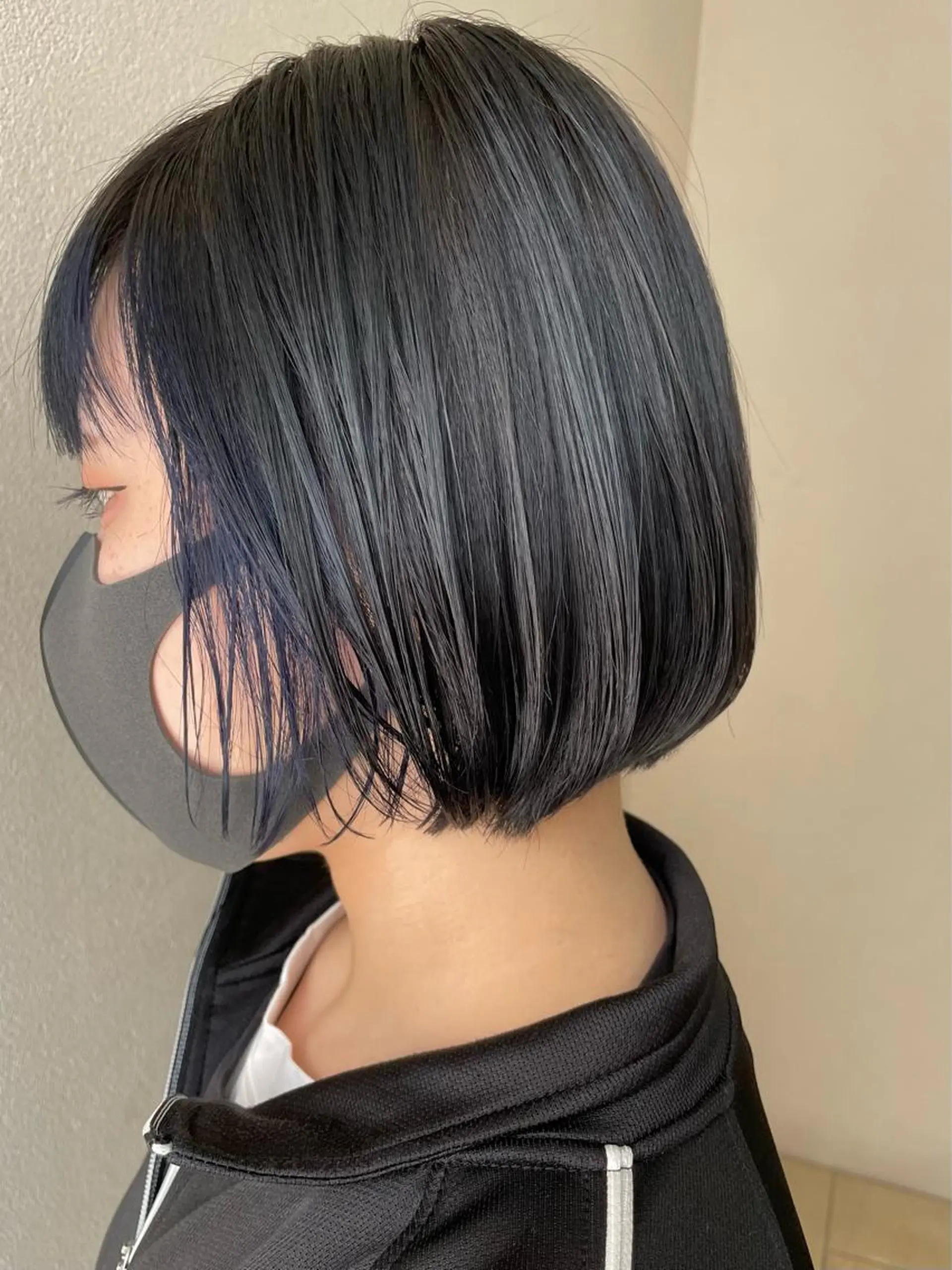 ショート ボブ レイヤーカット 沢田 瞳のヘアスタイル